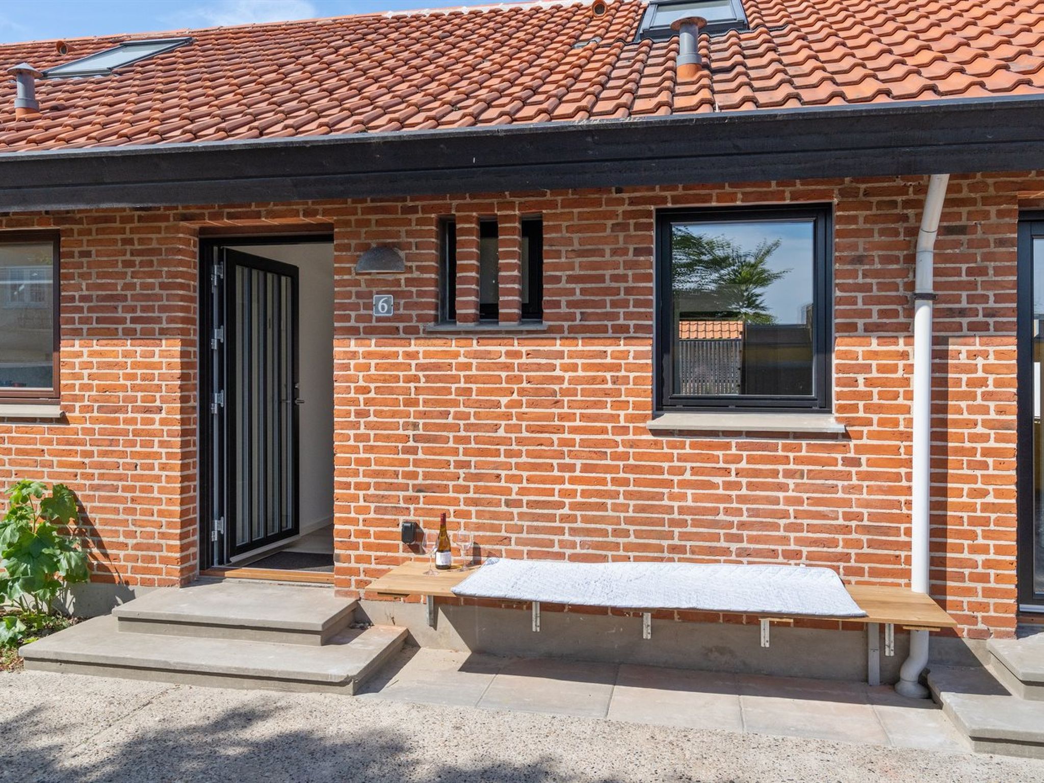 "Bernie" - 200m from the sea-Buiten