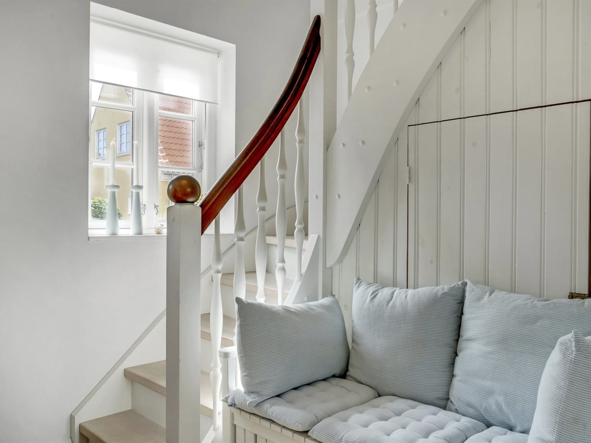 "Stephie" - 1.1km from the sea - Binnen