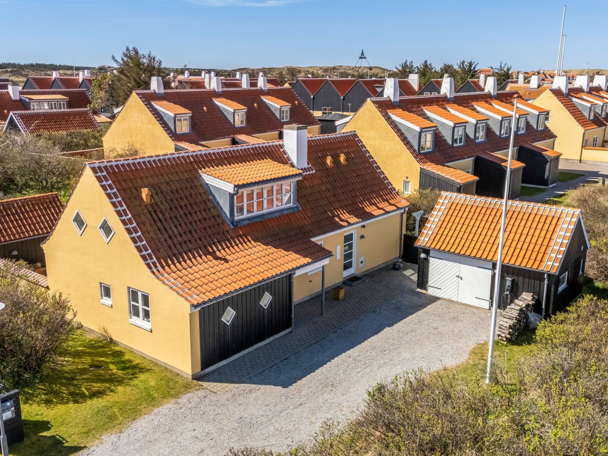 "Hialmar" - 400m from the sea