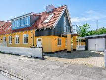 "Elnara" - 900m from the sea