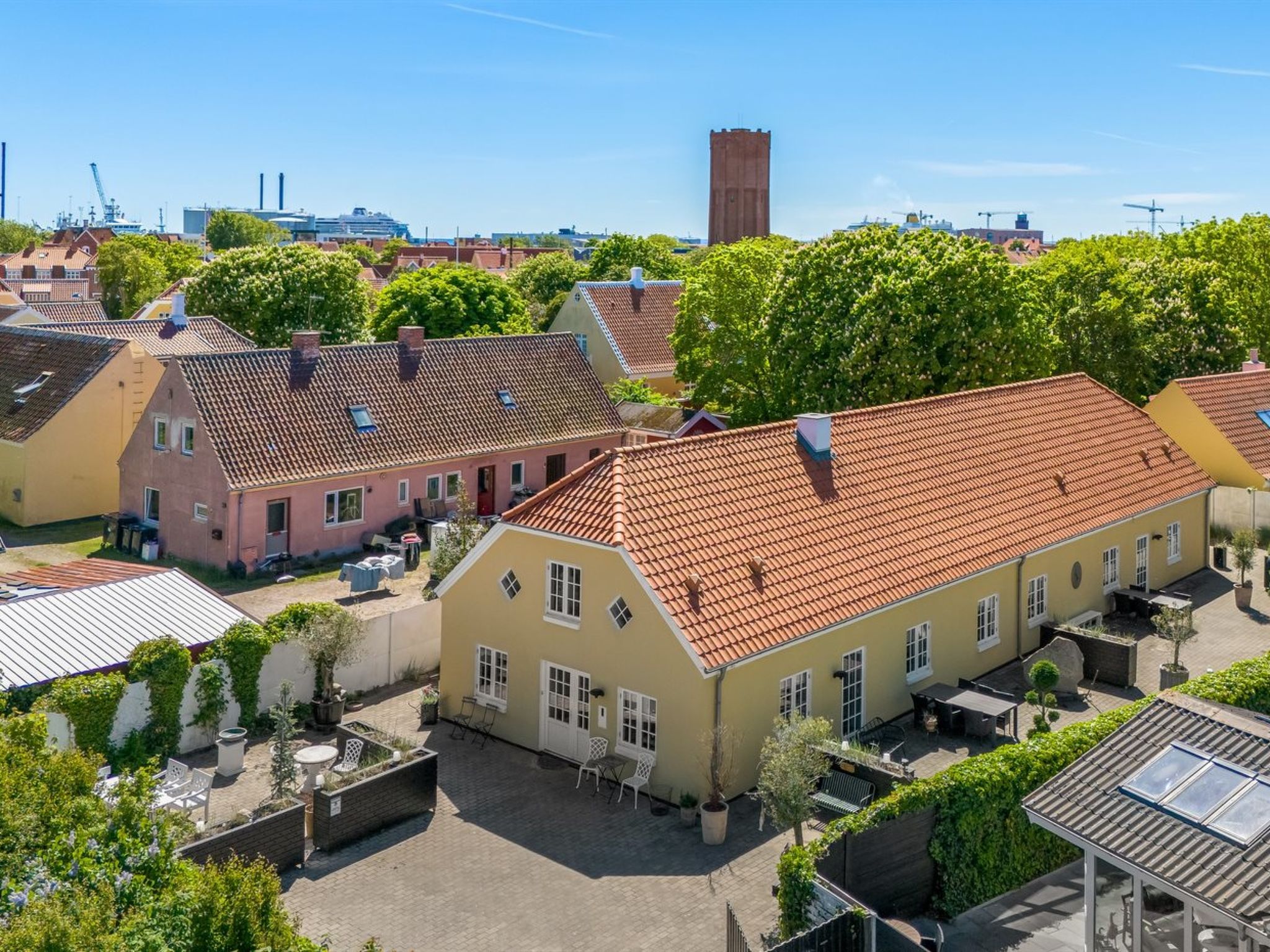 "Viivi" - 900m from the sea - Buiten