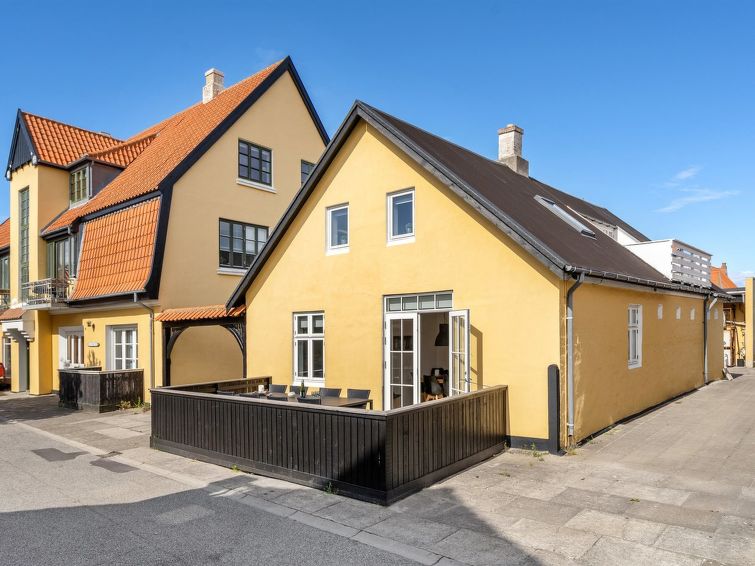 "Naina" - 200m From The Sea - Skagen