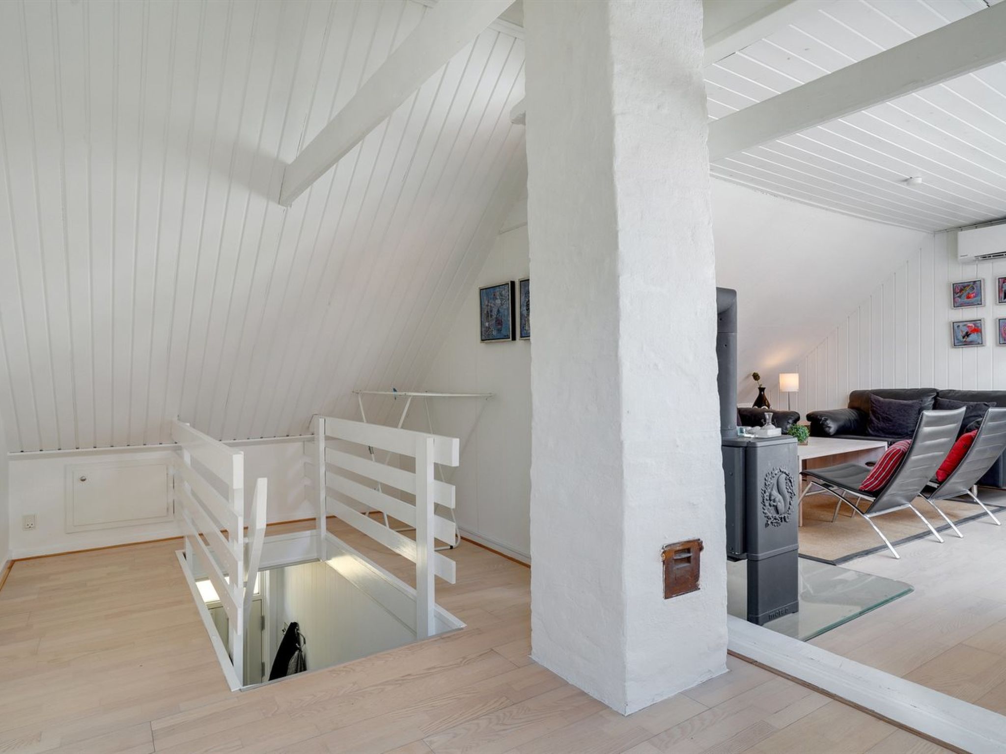 "Naina" - 200m from the sea - Binnen