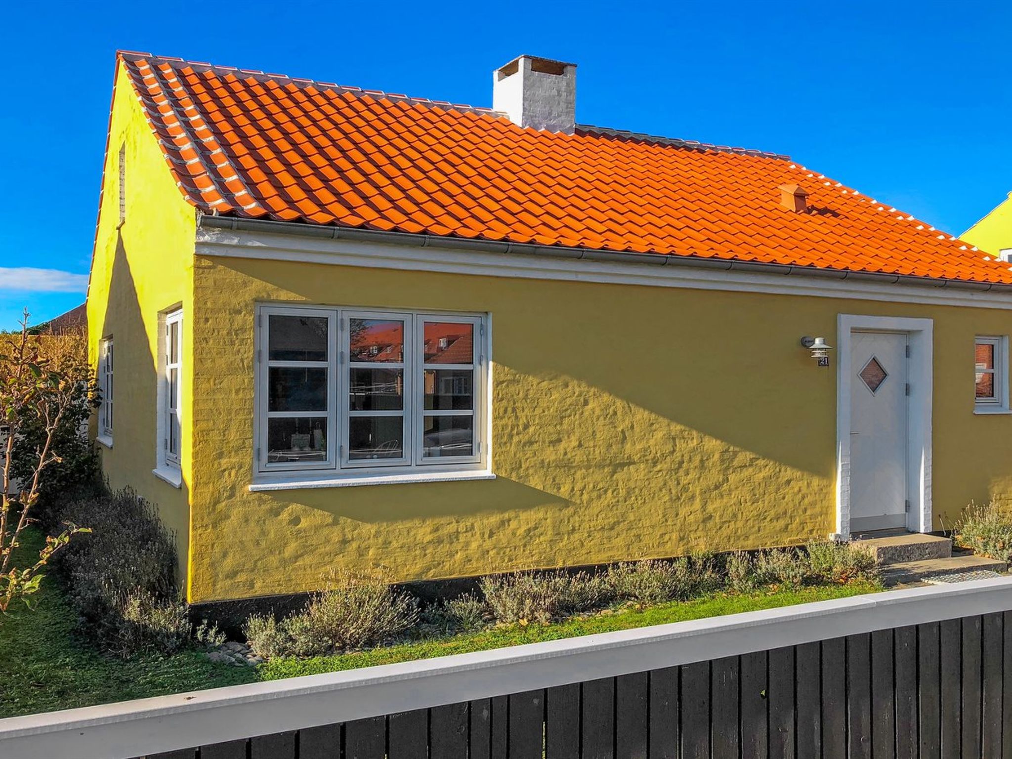 "Fulla" - 1.1km from the sea