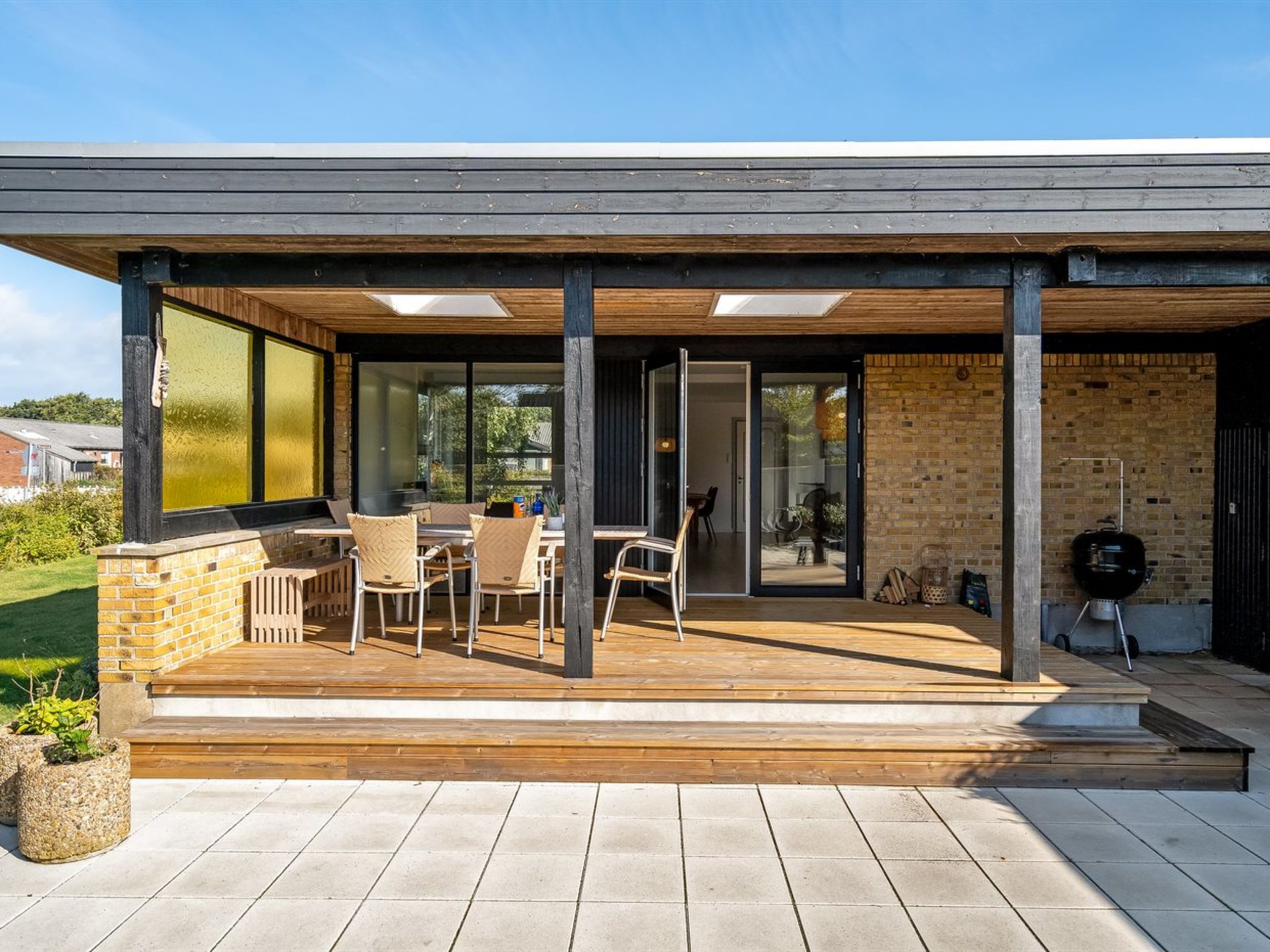 "Villum" - 700m from the sea-Outside