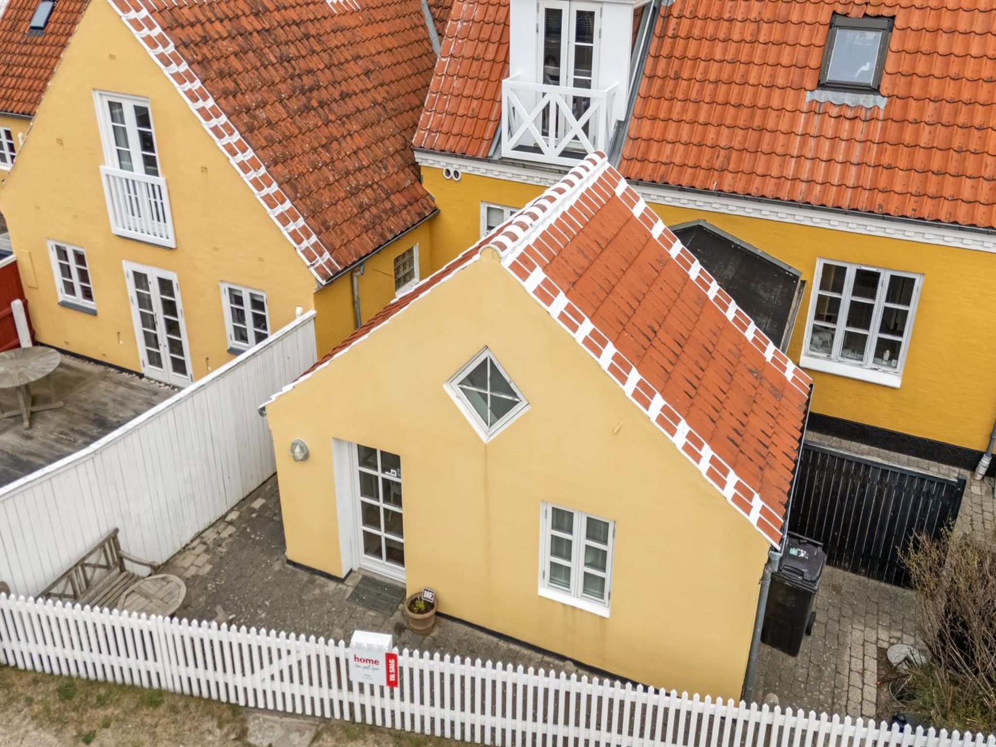 "Frederike" - 300m from the sea - Outside