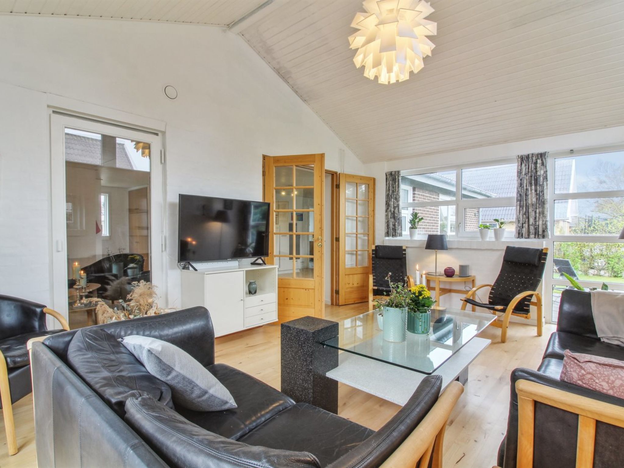"Erle" - 1.5km from the sea - Binnen