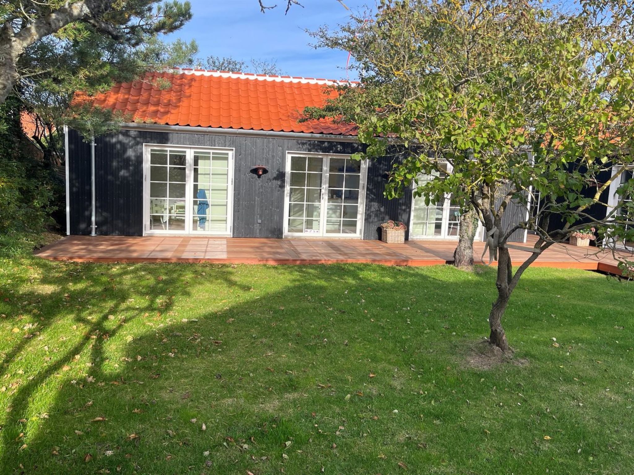 "Skrollan" - 100m from the sea-Buiten