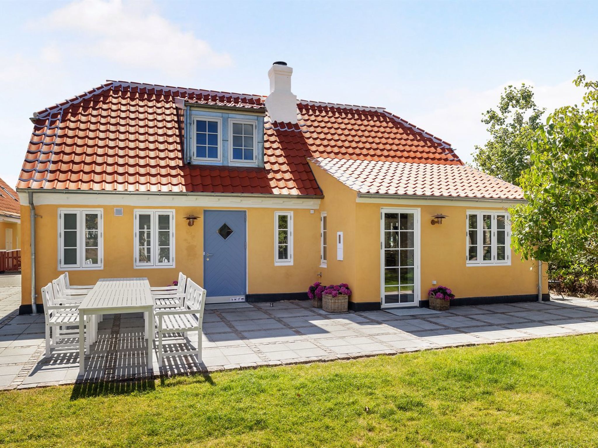 "Karmen" - 100m from the sea