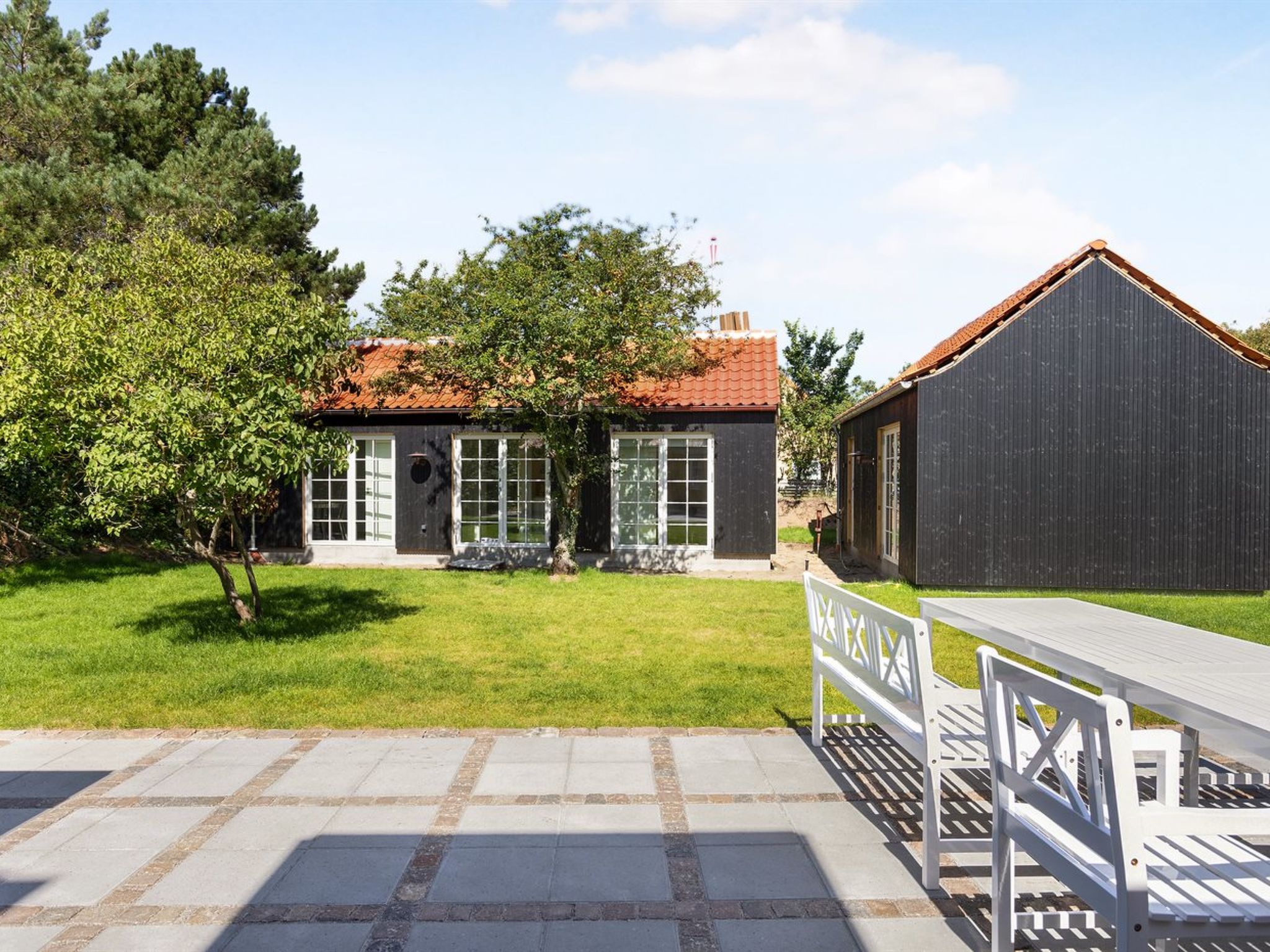 "Karmen" - 100m from the sea - Outside