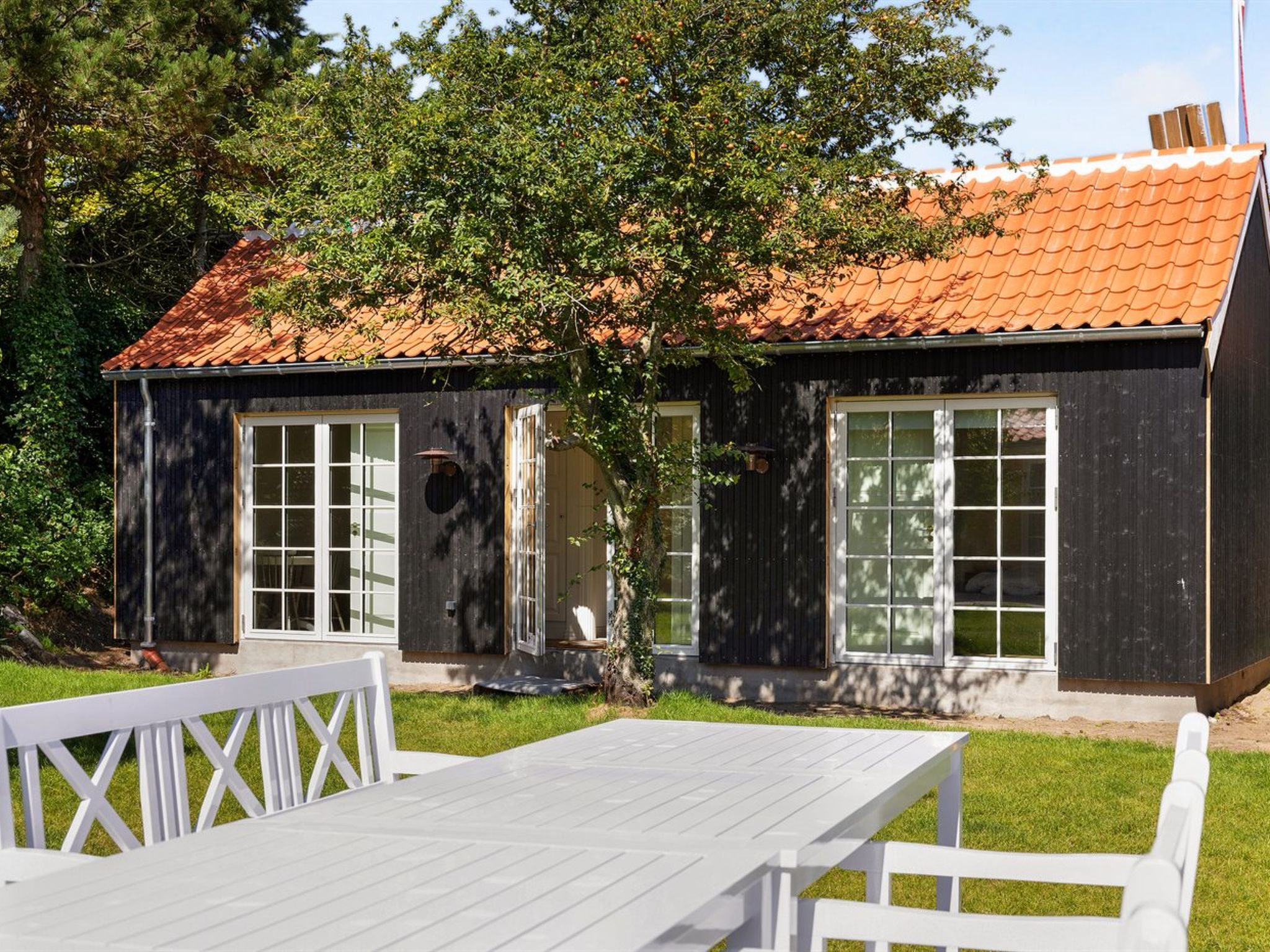 "Karmen" - 100m from the sea - Outside