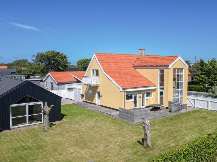 "Meike" - 700m From The Sea - Skagen