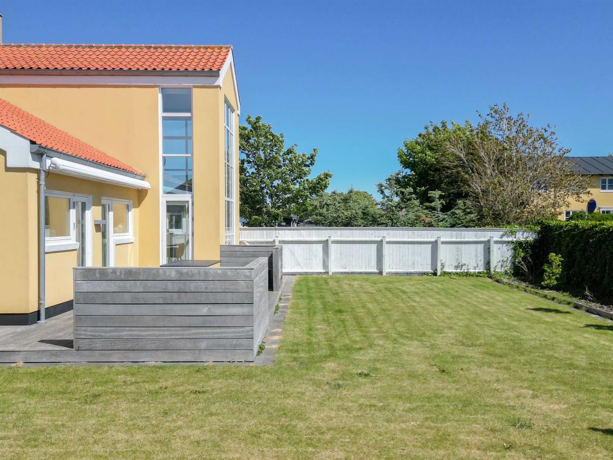"Meike" - 700m from the sea