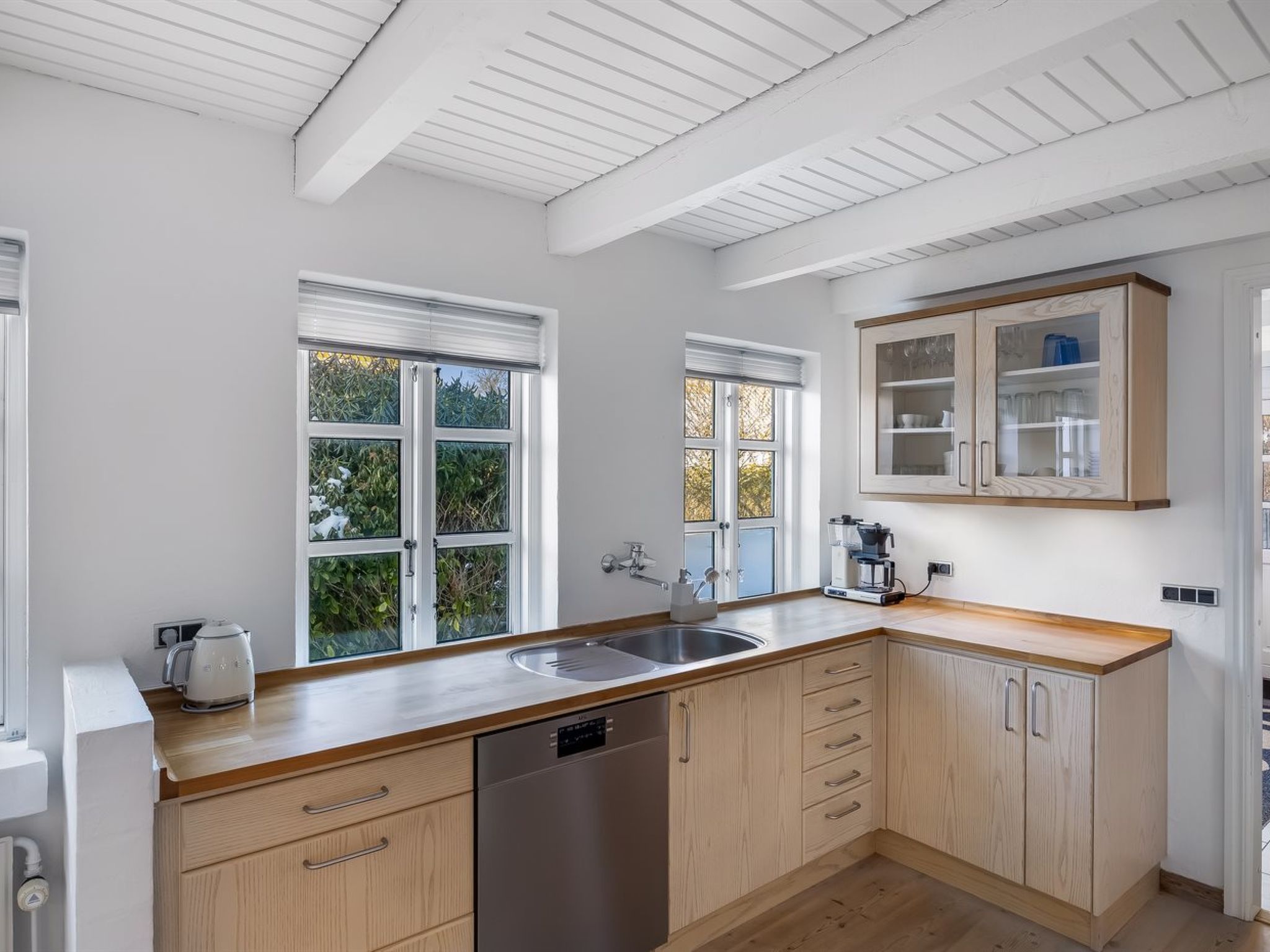 "Faik" - 1.4km from the sea - Binnen