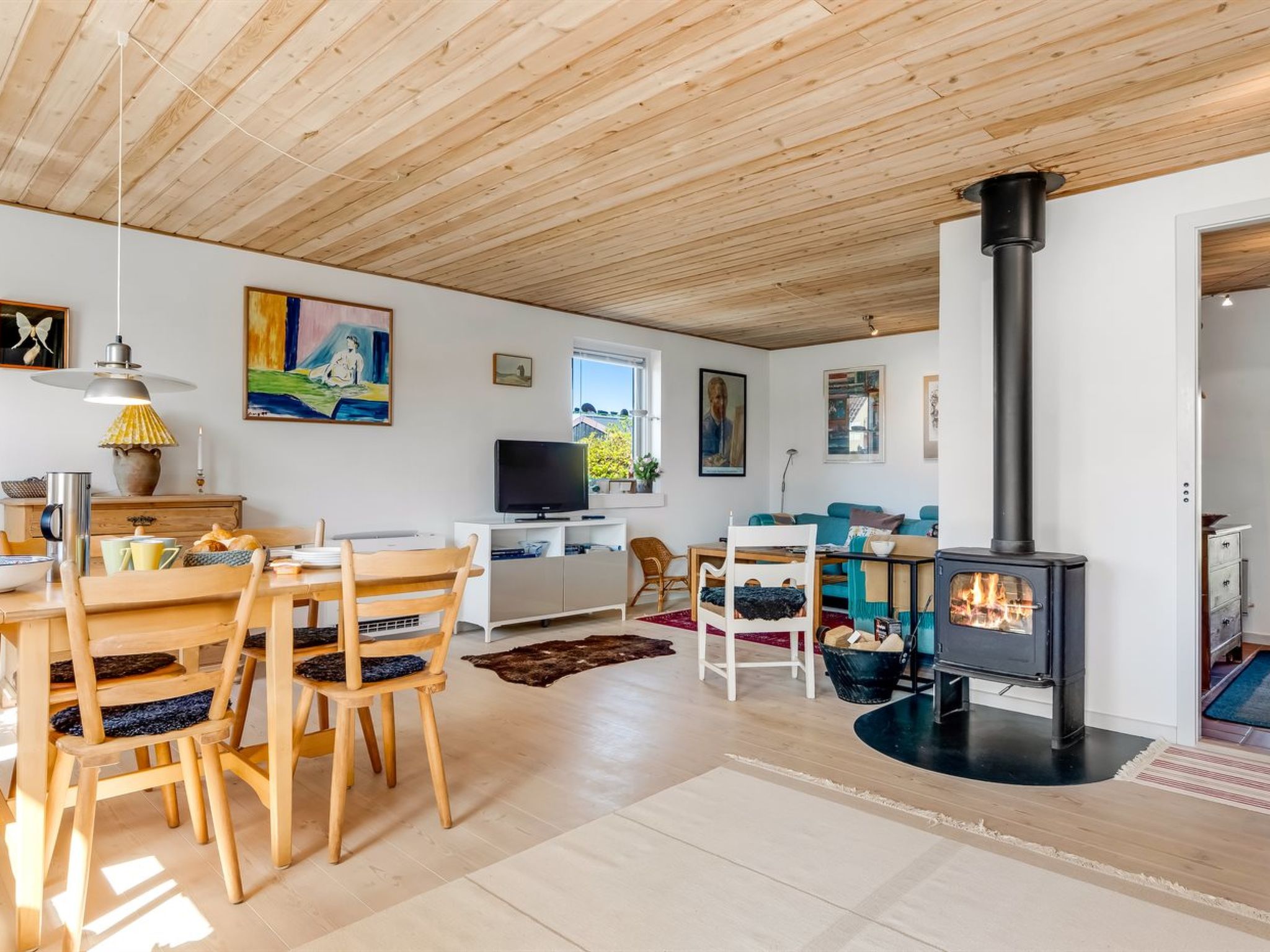 "Jaskirt" - 400m from the sea - Binnen
