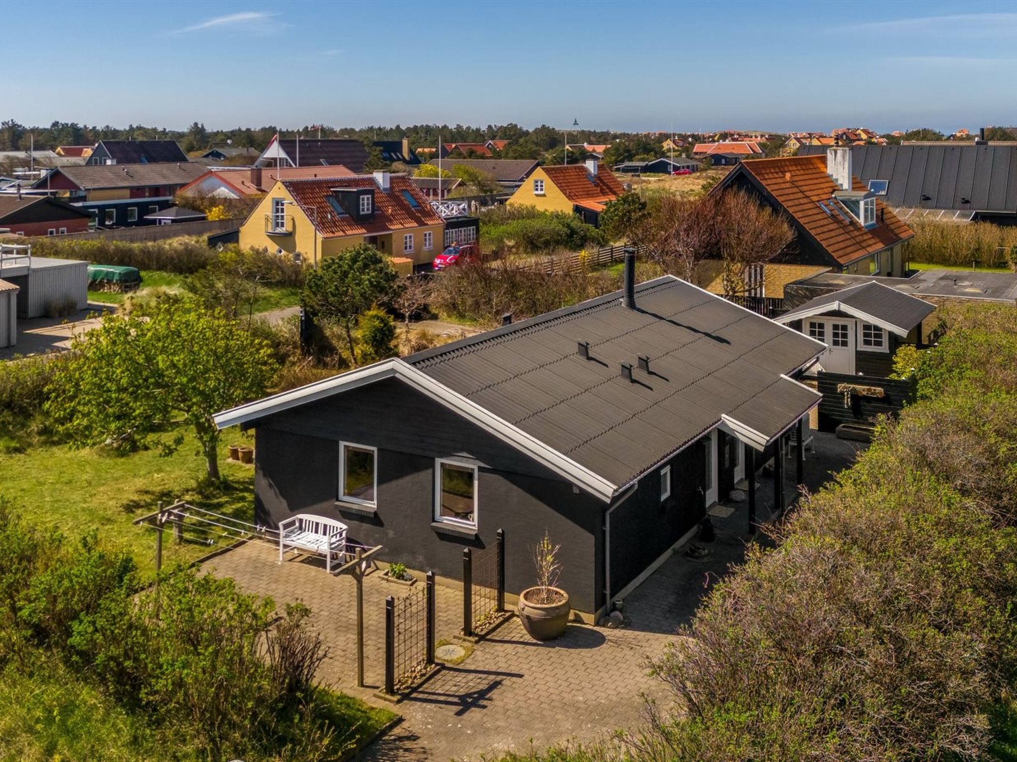 "Jaskirt" - 400m from the sea - Buiten