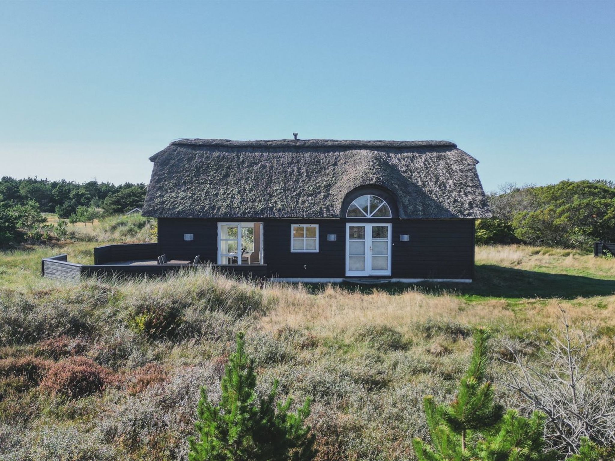 "Yanne" - 550m from the sea