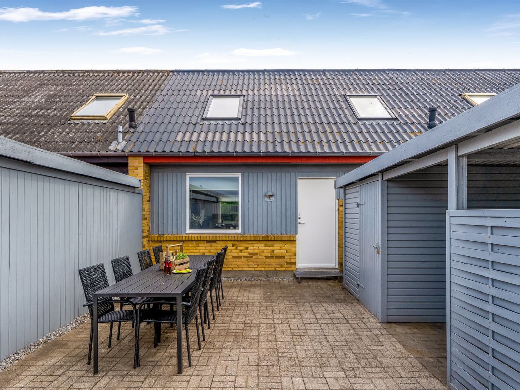 "Lotte" - 1.5km from the sea - Outside