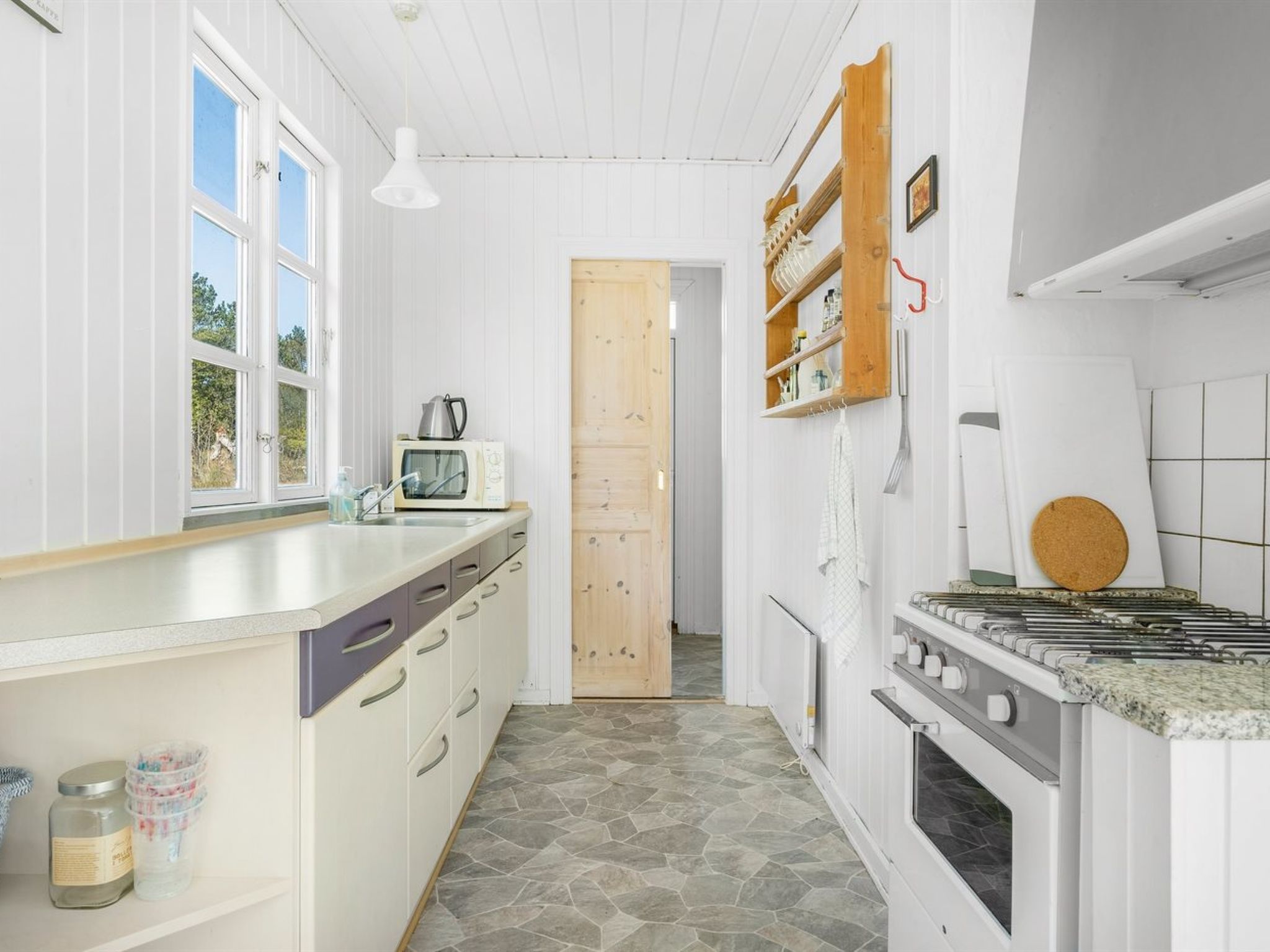 "Inan" - 800m from the sea - Inside