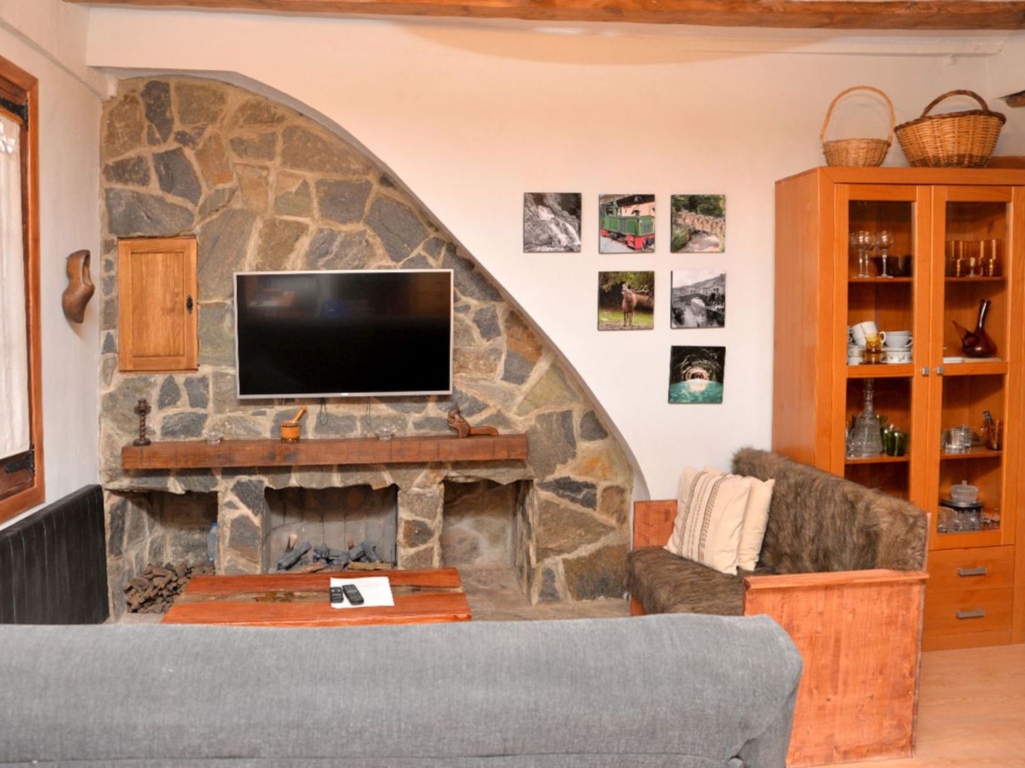 Rustikal-moderne Wohnung für 6 Personen - Pobla de Lillet