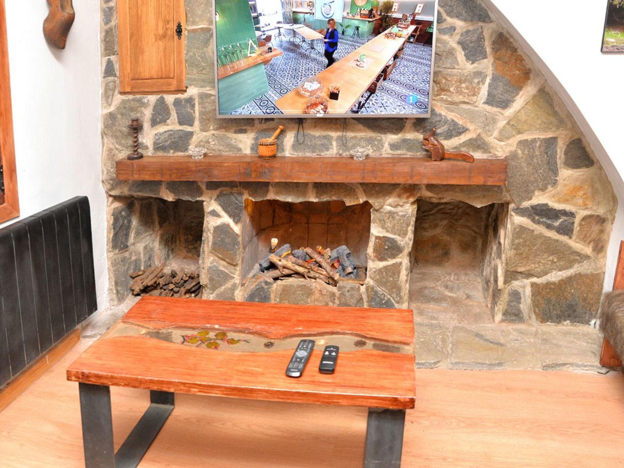 Rustikal-moderne Wohnung für 6 Personen - Pobla de Lillet-Image-tags.info