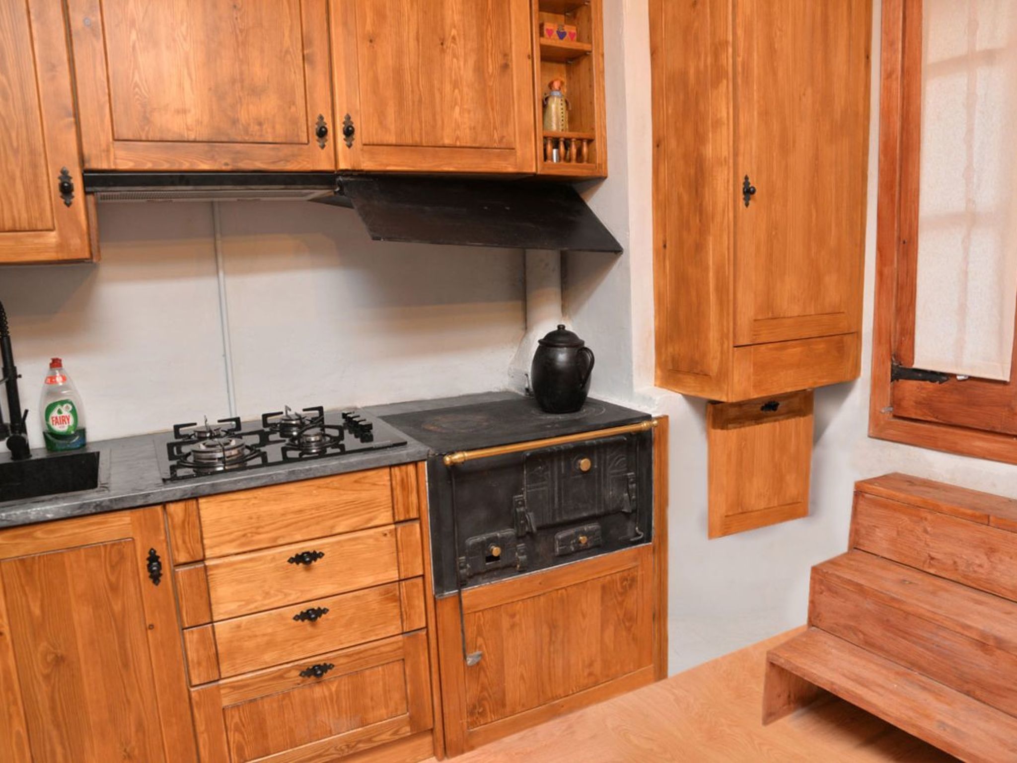 Rustikal-moderne Wohnung für 6 Personen - Pobla de Lillet-Image-tags.info