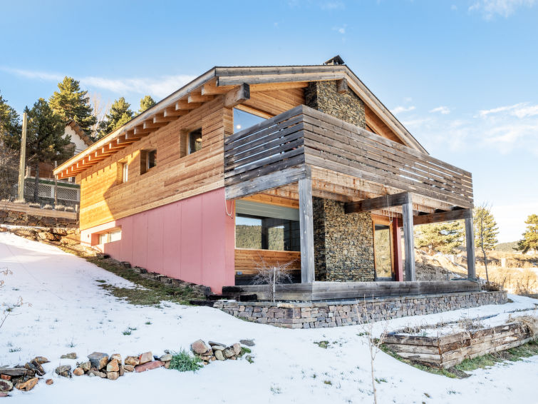 Search and Stay Destinations. Vacation Rentals in La Molina, Girona - Catalunya - Spain