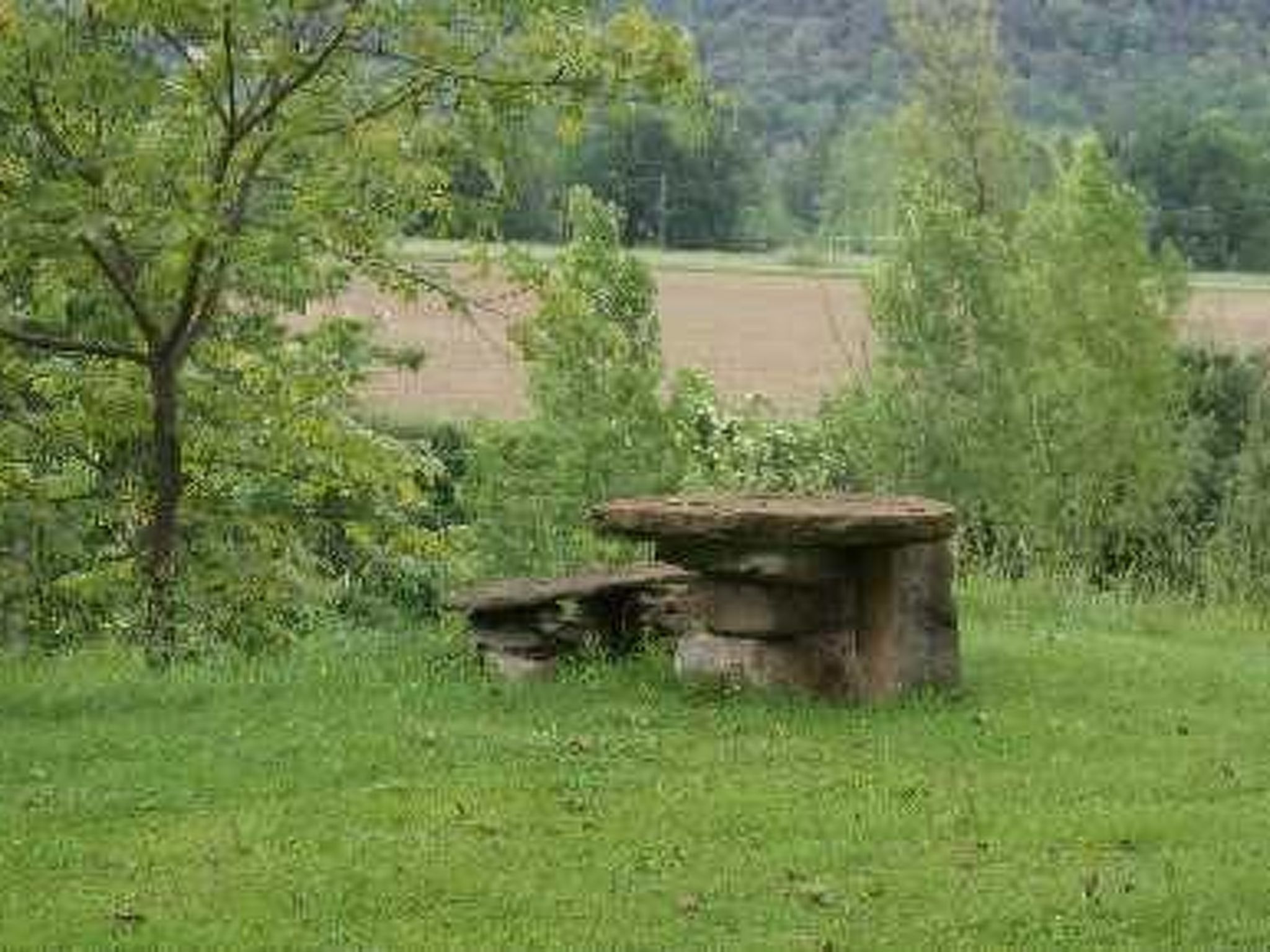 Kleiner Bungalow mit zwei Schlafzimmern.