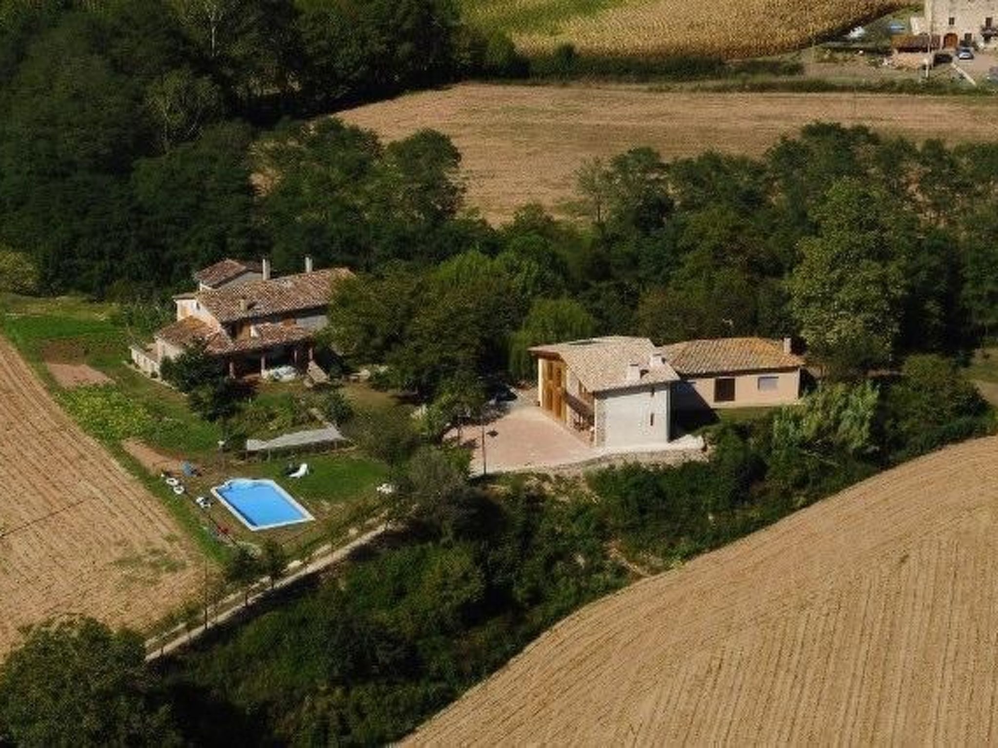 Vrijstaande bungalow met 2 slaapkamers en privézwembad in La Vall de Bianya - foto 18