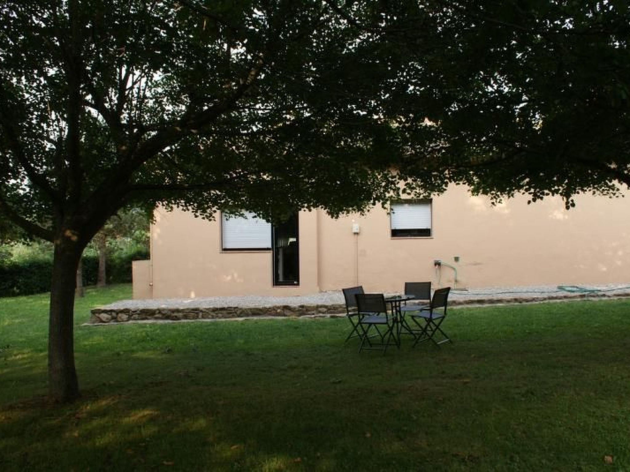 Vrijstaande bungalow met 2 slaapkamers en privézwembad in La Vall de Bianya - foto 20