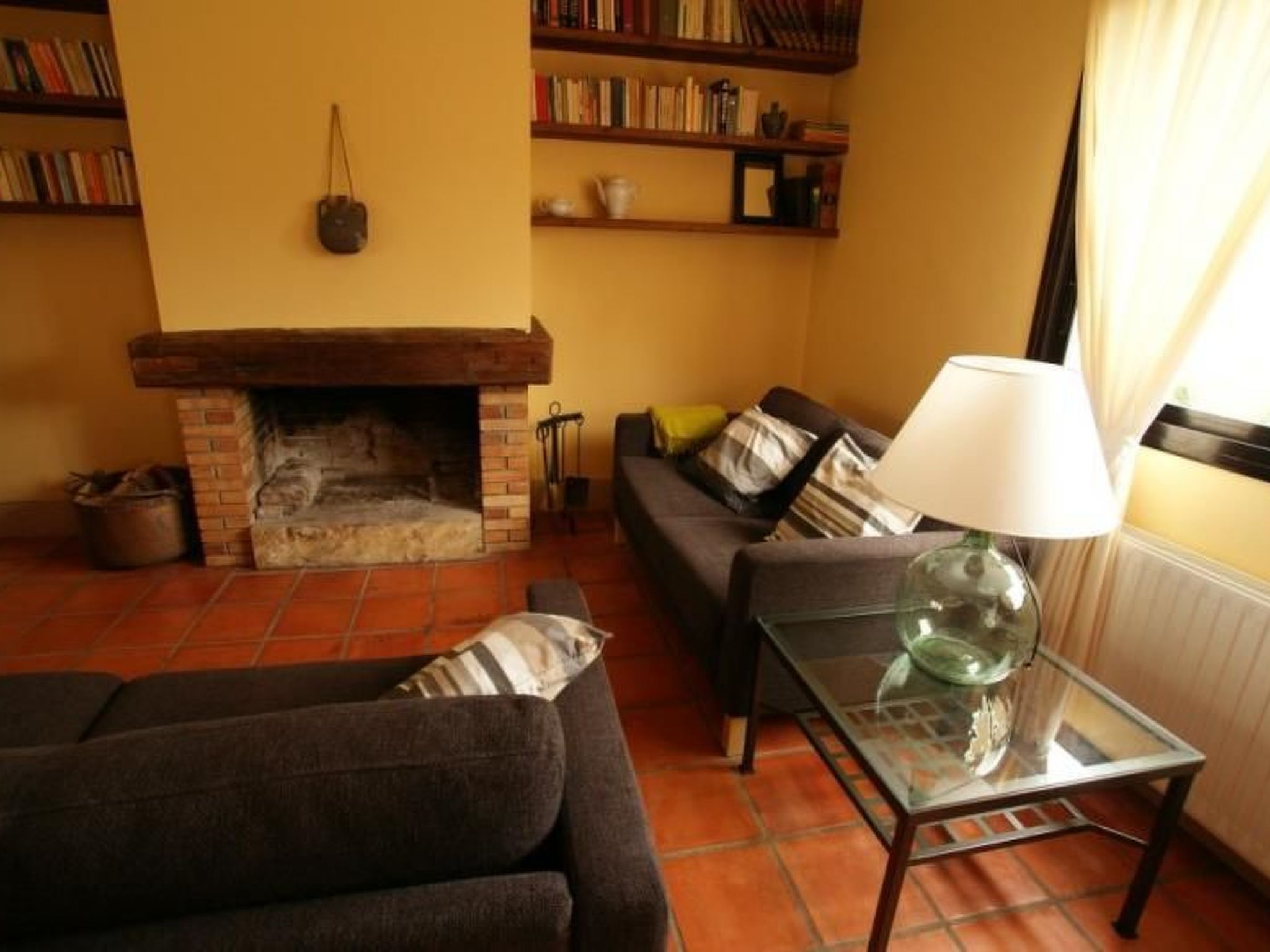 Kleiner Bungalow mit zwei Schlafzimmern.-Inside