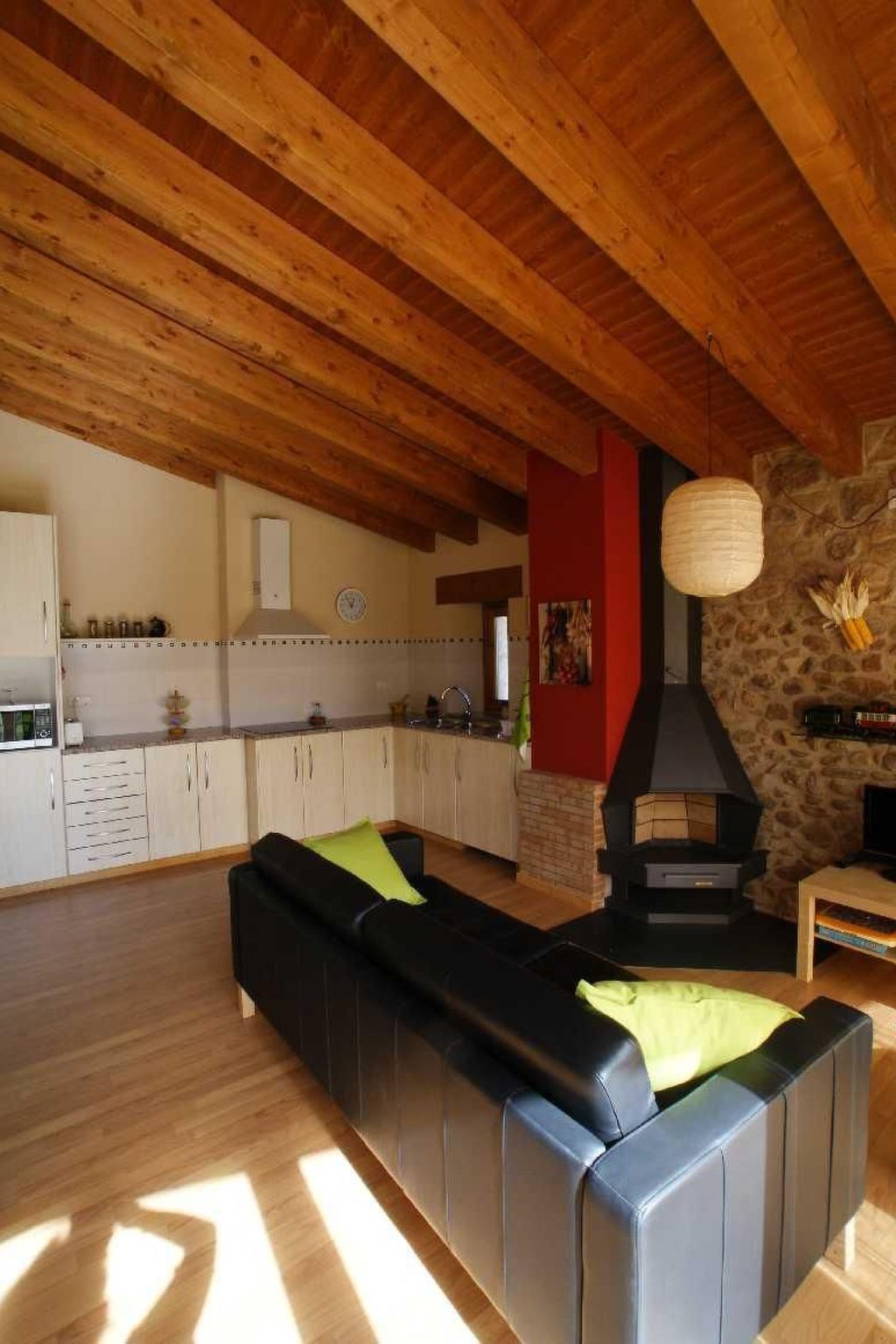 Wohnung El Graner mit großer Fensterfront-Inside