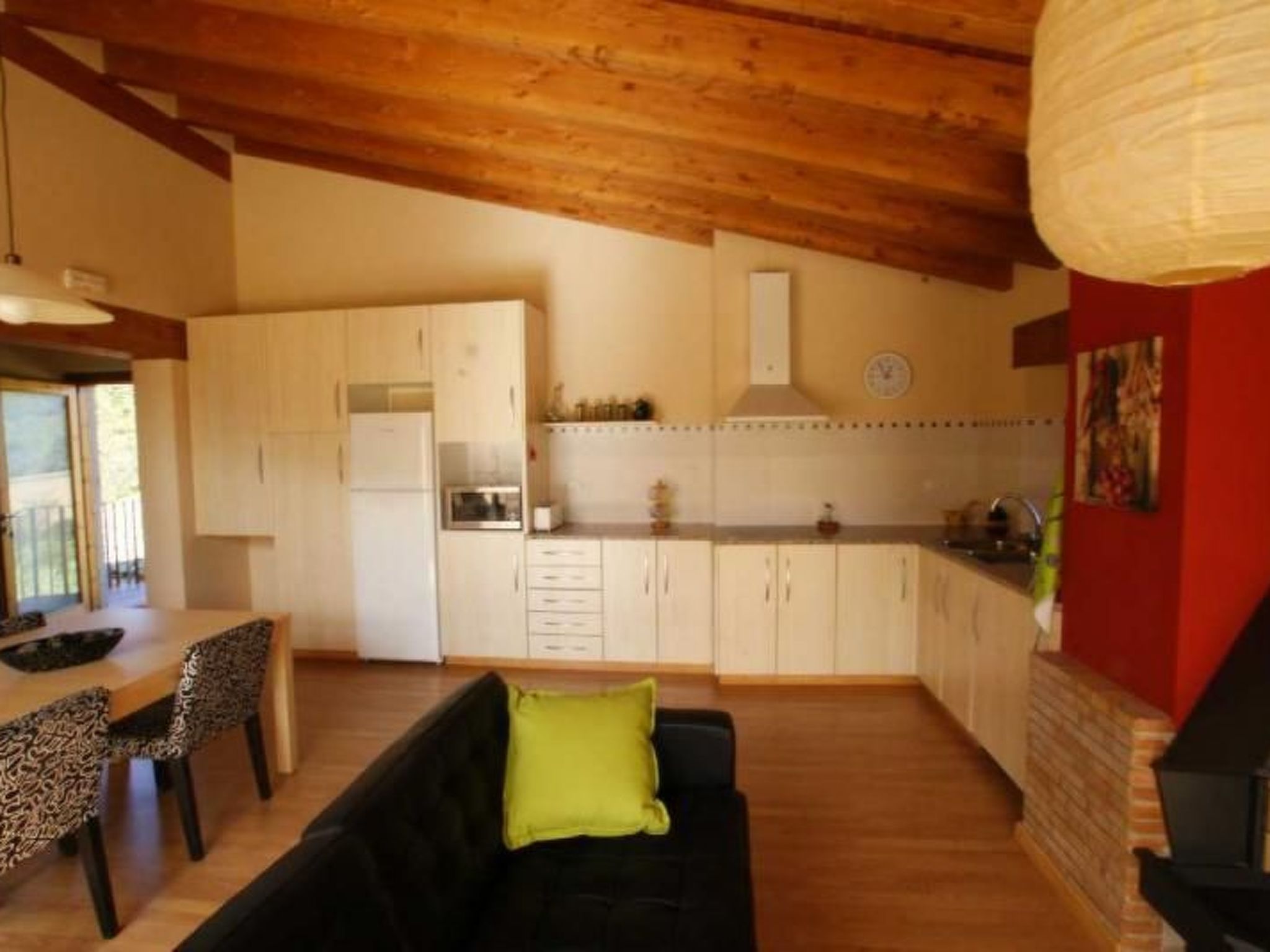 Wohnung El Graner mit großer Fensterfront-Inside