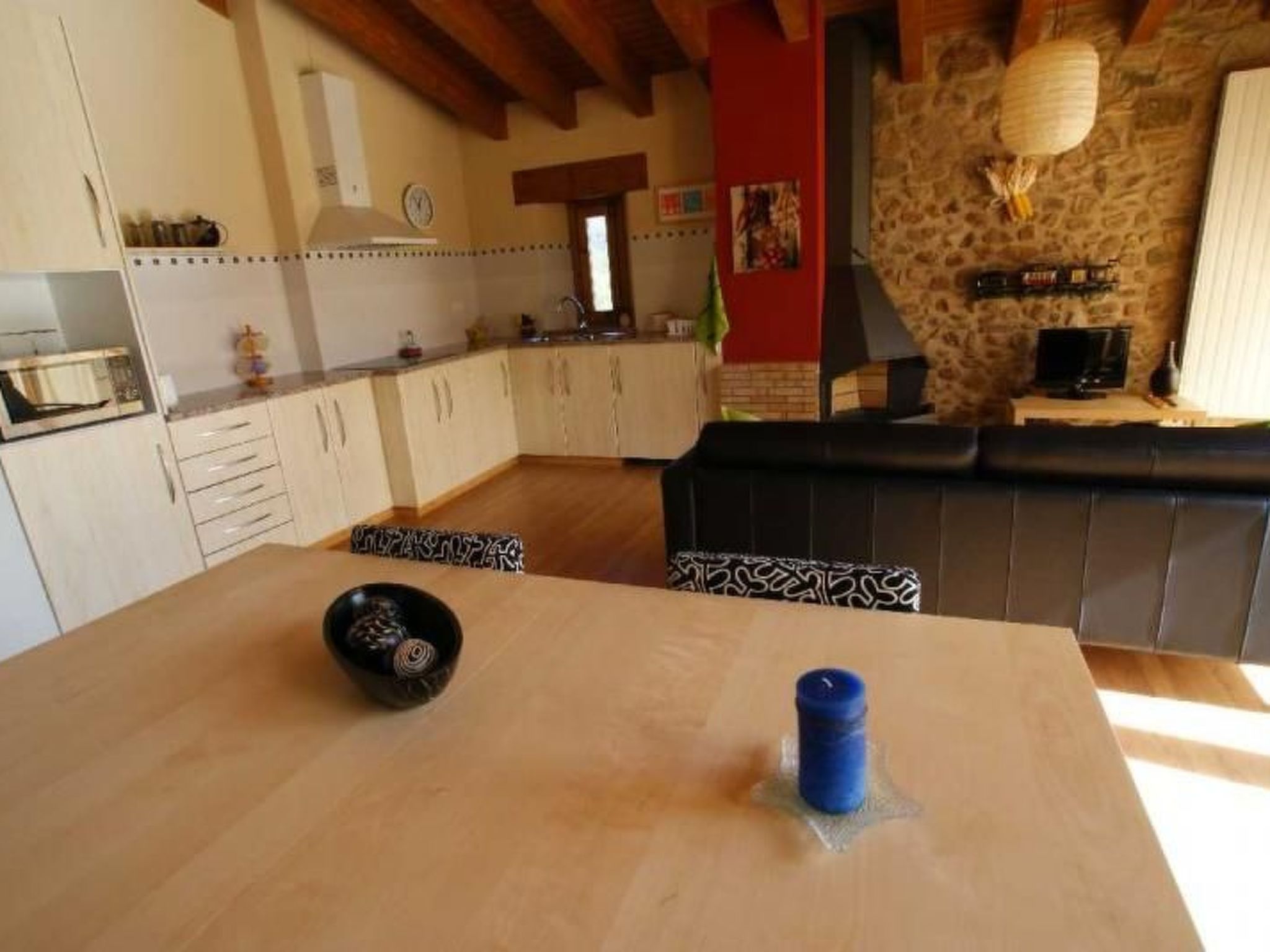 Wohnung El Graner mit großer Fensterfront-Inside