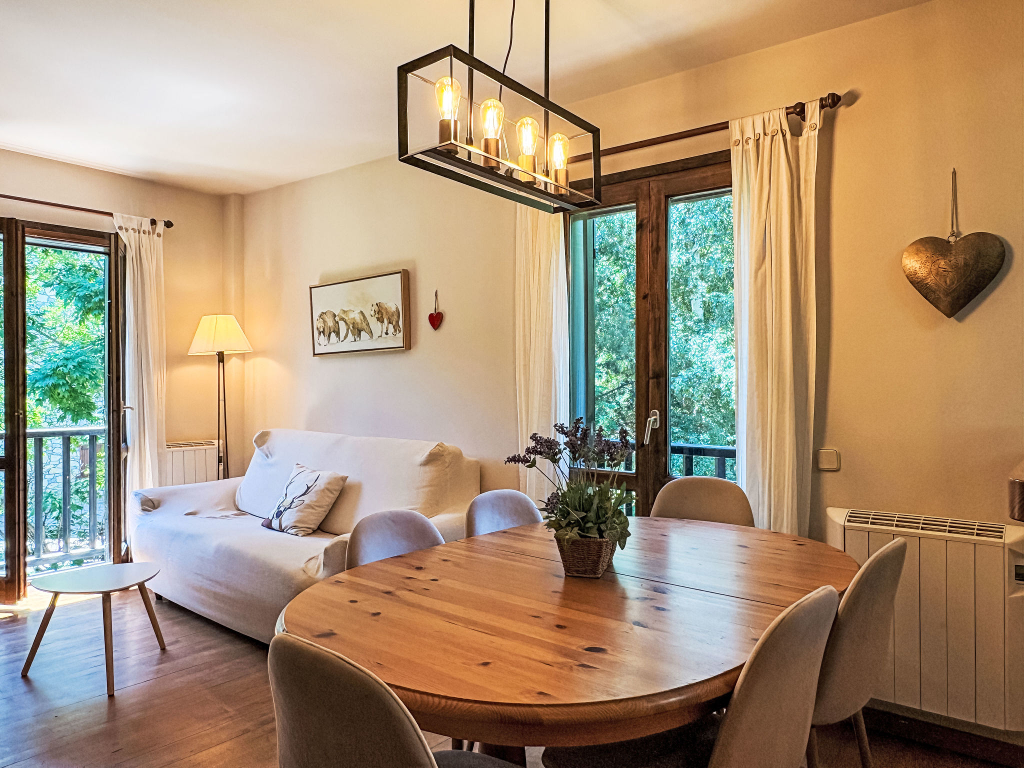 Geräumige Wohnung mit Garten und Schwimmbad Herbasabina 5 Vall de Boí - Binnen