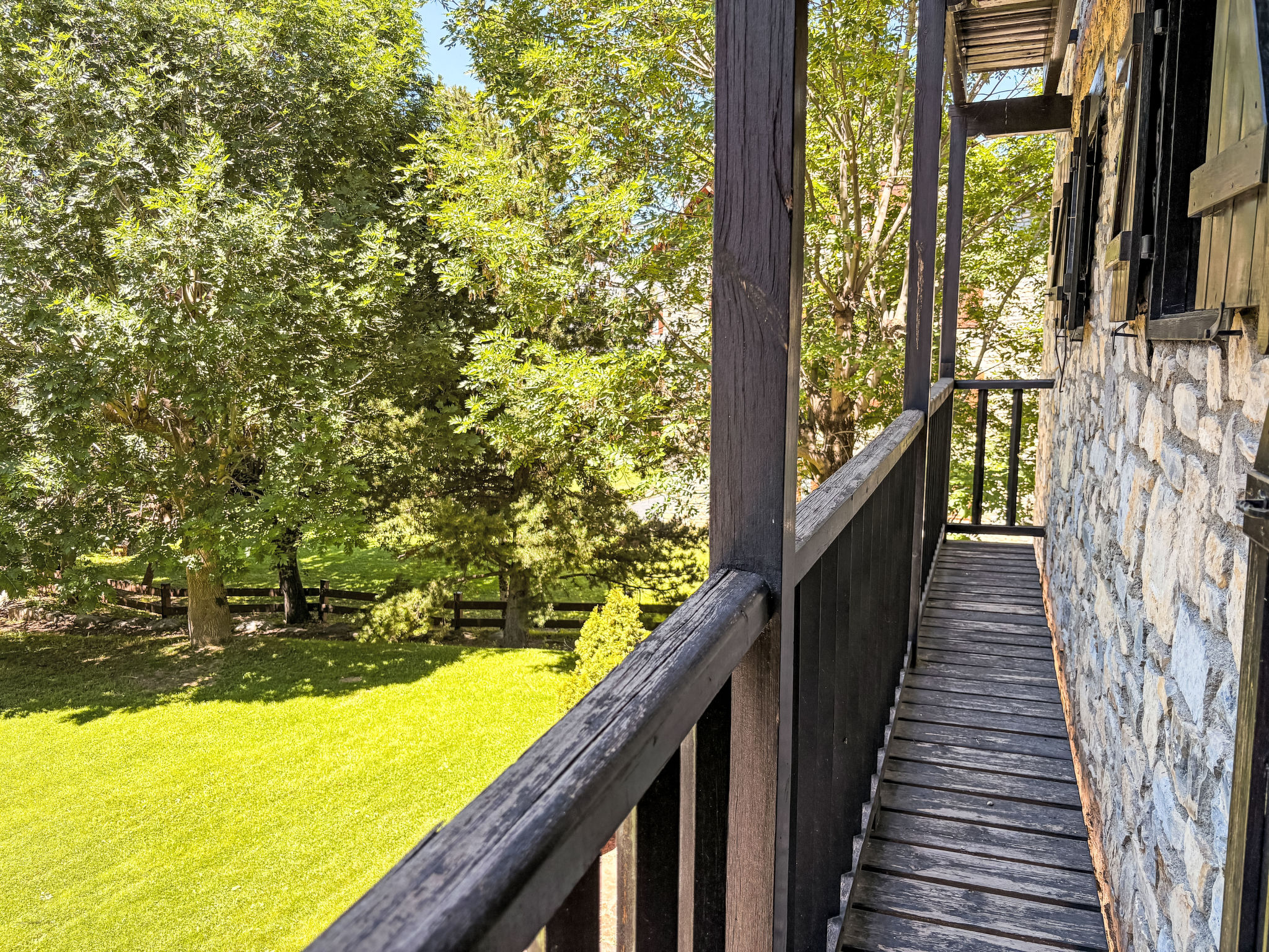Geräumige Wohnung mit Garten und Schwimmbad Herbasabina 5 Vall de Boí - Buiten