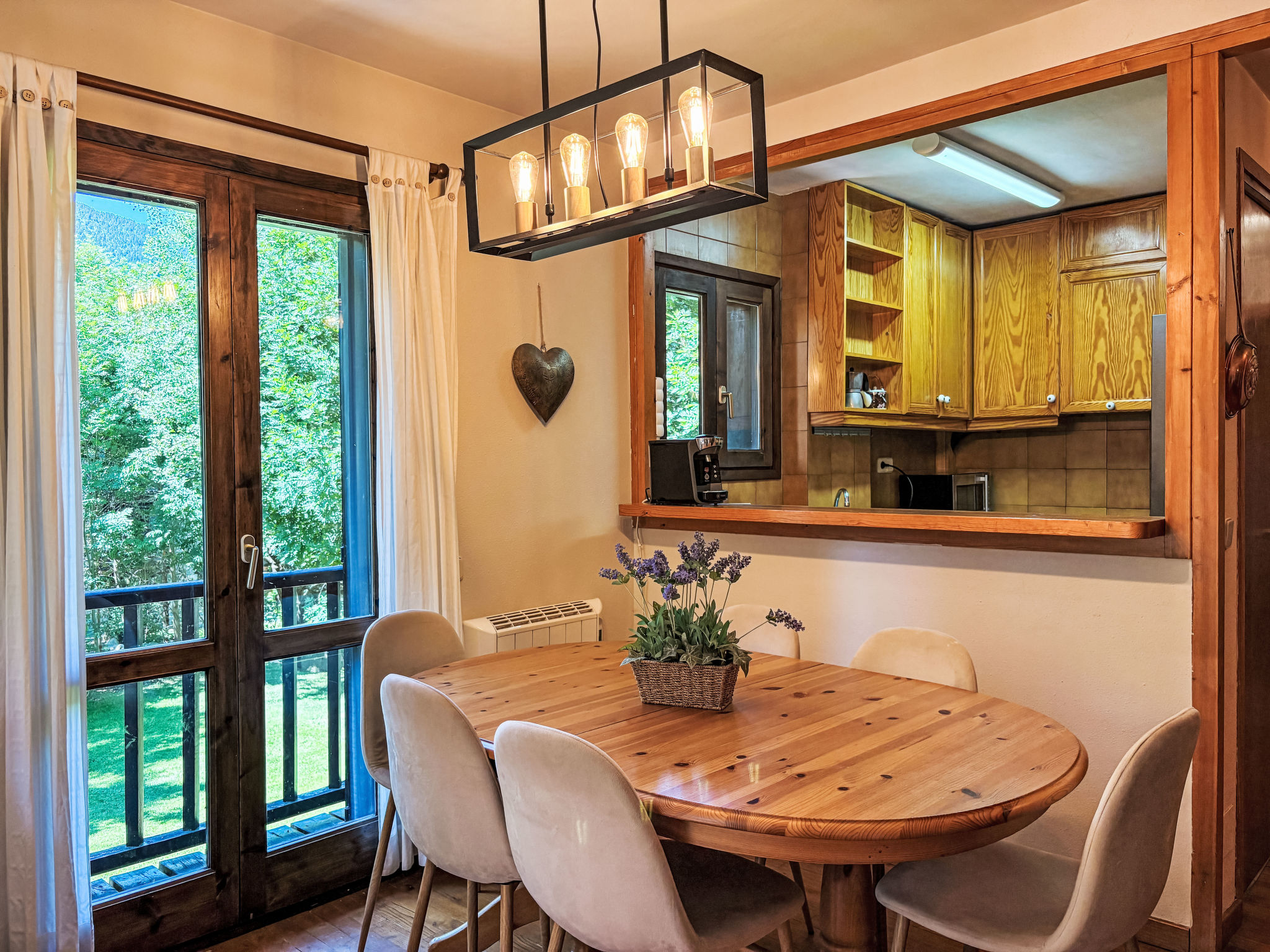 Geräumige Wohnung mit Garten und Schwimmbad Herbasabina 5 Vall de Boí - Binnen