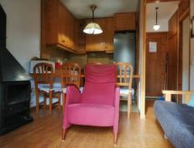 Knus appartement Herbasabina 3 met tuin en zwembad in de Pyreneeën - thumbnail 4