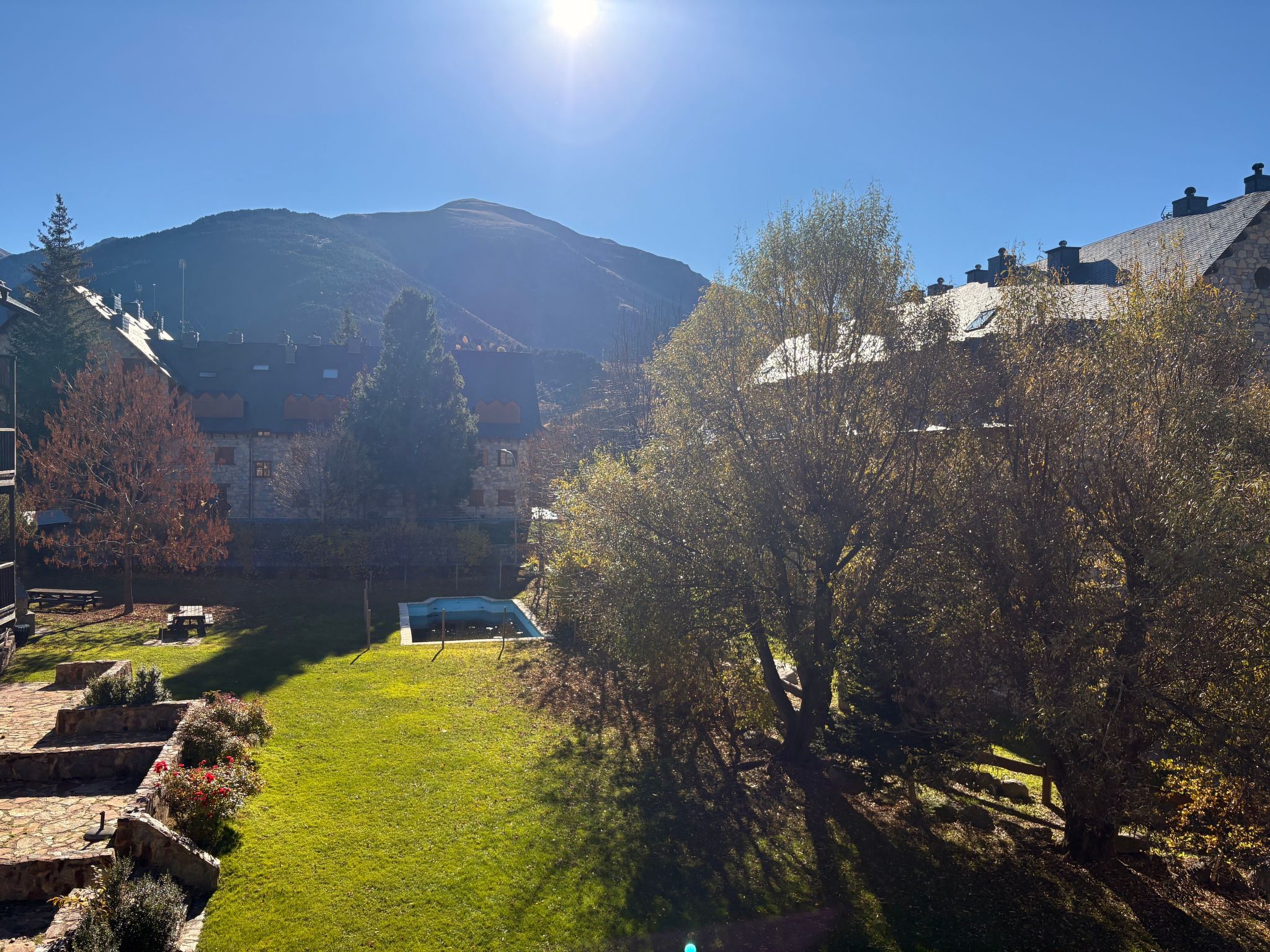 "Herbasabina 4".-Binnen