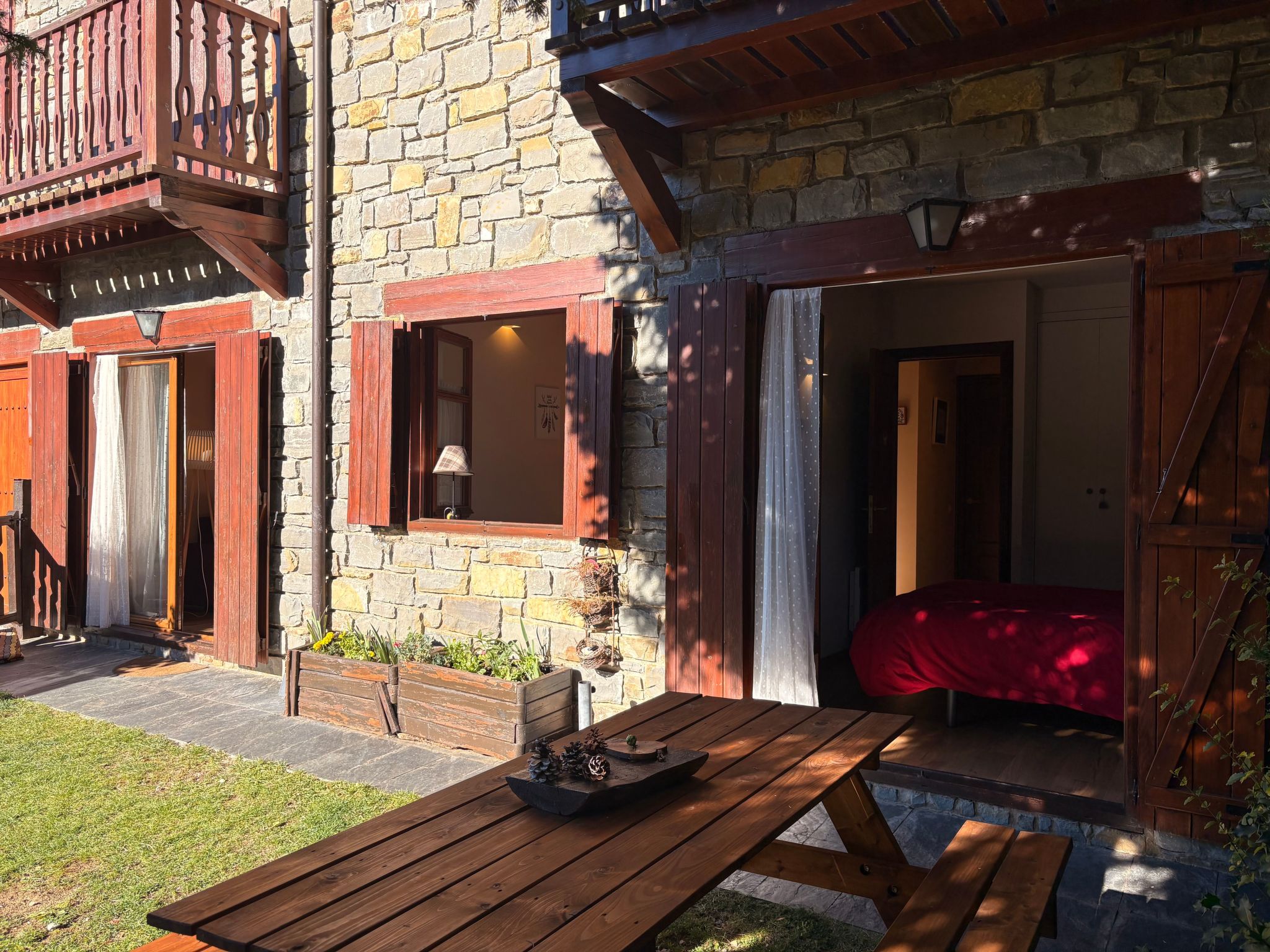 Wohnung mit privatem Garten und gemütlichem Puig Falcó 2 Vall de Boí-Binnen