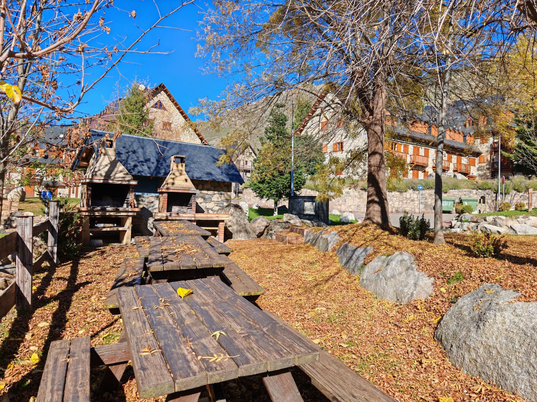 Wohnung mit privatem Garten und gemütlichem Puig Falcó 2 Vall de Boí-Binnen