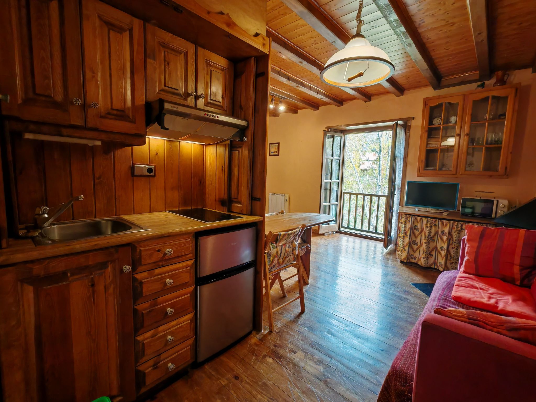 Studio mit Kamin Cosmos 3 Vall de Boí-Binnen