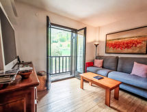 Nórdico y acogedor in Caldes de Boi: knus appartement voor 4 in de Pyreneeën - thumbnail 1