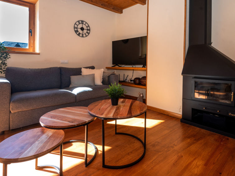 Search and Stay destination La Vall de Boí, CT - Spain from AU$ 556. Peak