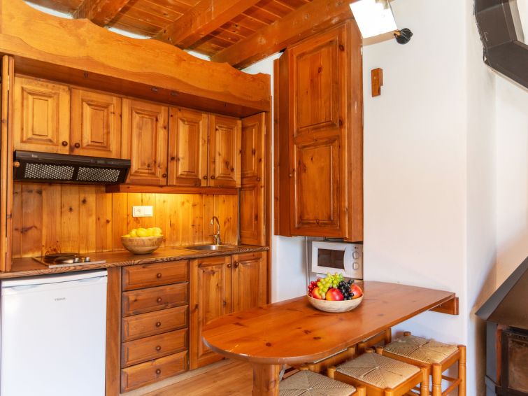Search and Stay destination Pla de l'Ermita, CT - Spain from AU$ 352. Pla Ermita Aiguestortes
