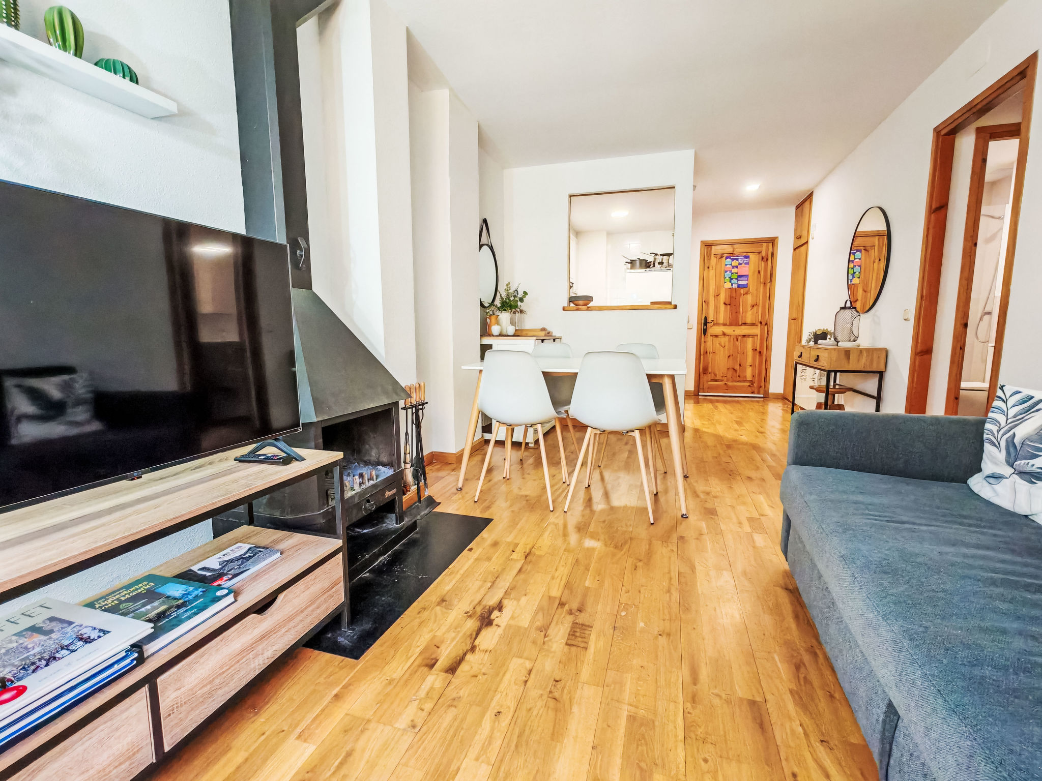 Chimenea y modernidad-Dellui 3 - Dedans