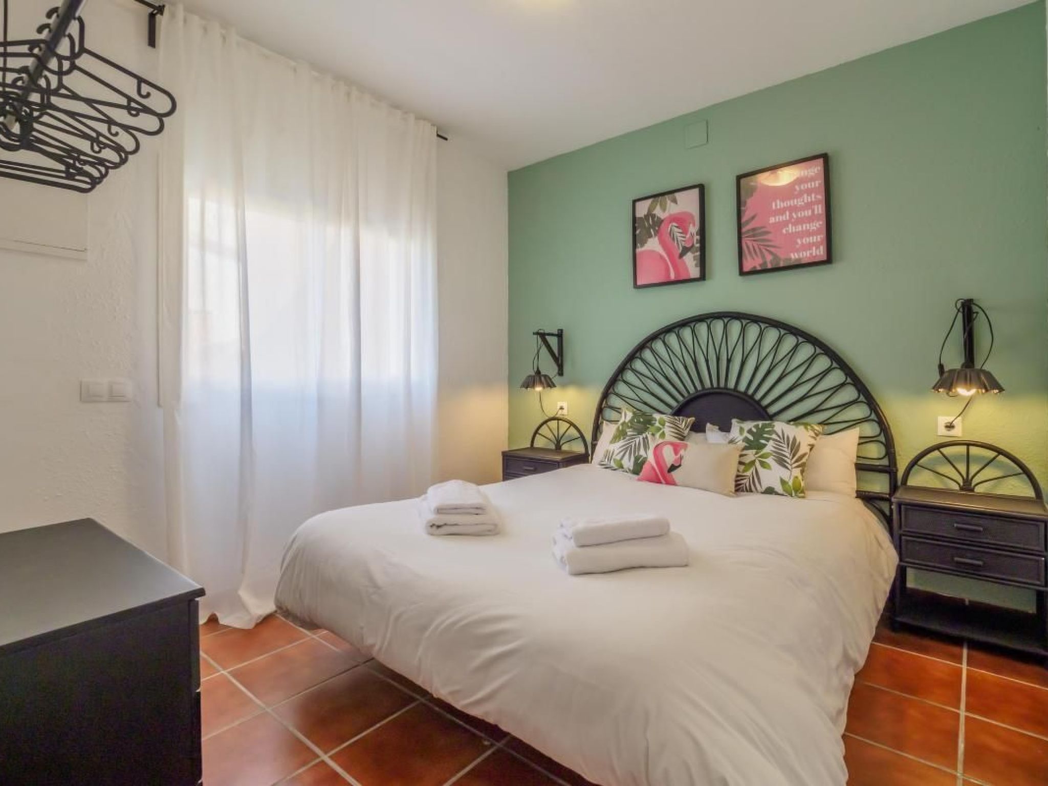 In Can Trabal mit Garten und Grill-Drinnen