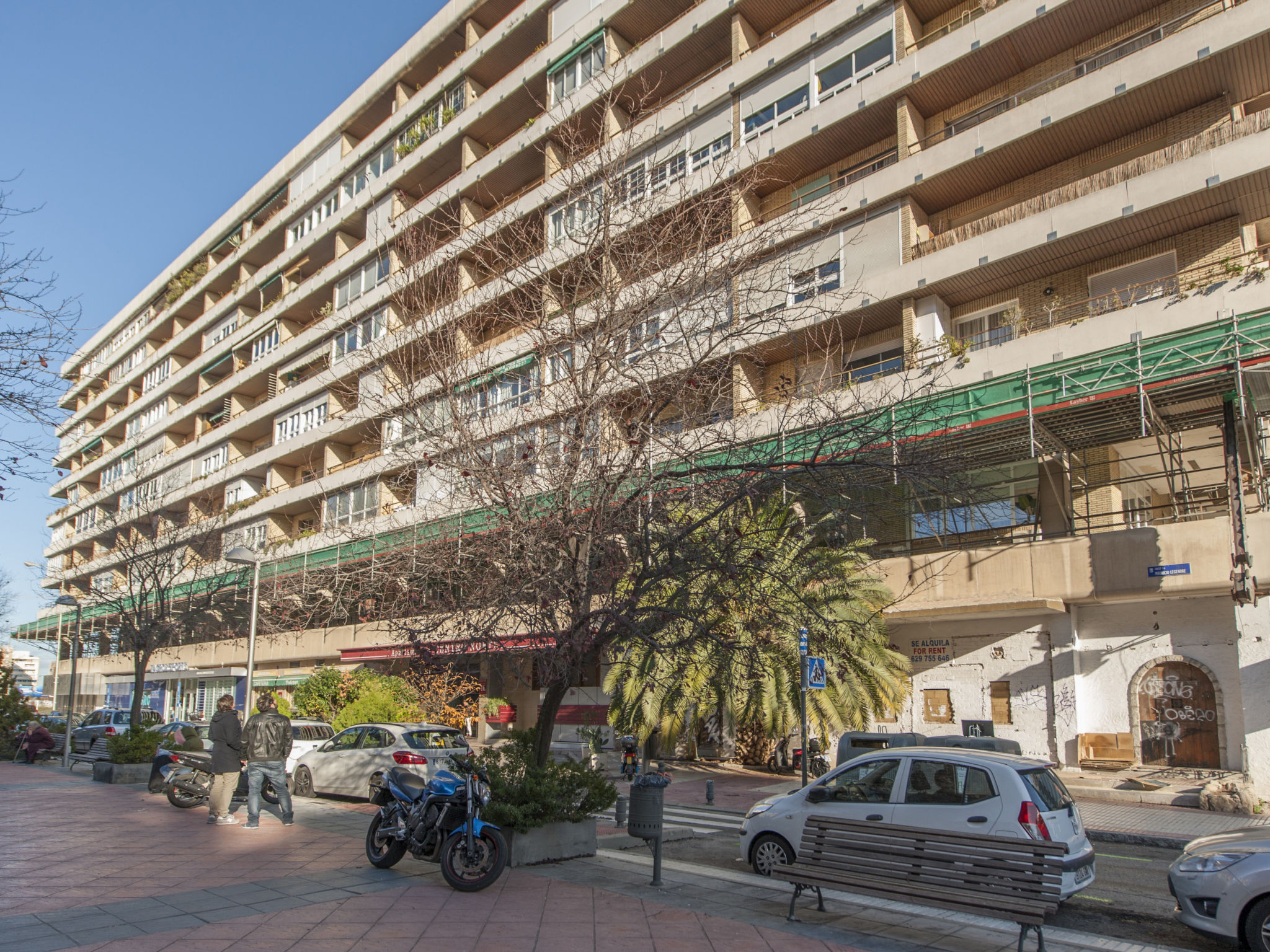 Plaza de Castilla III - Binnen