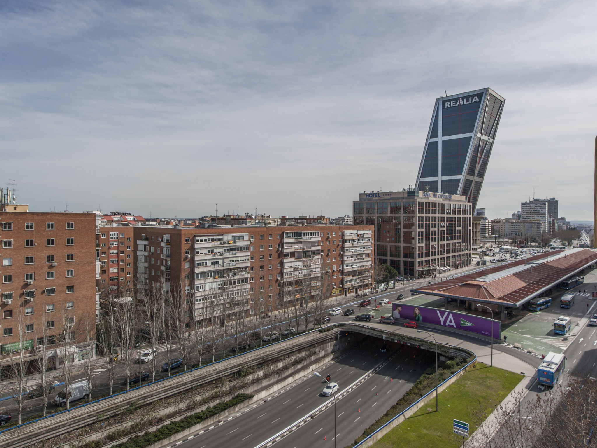 Plaza de Castilla II - Binnen