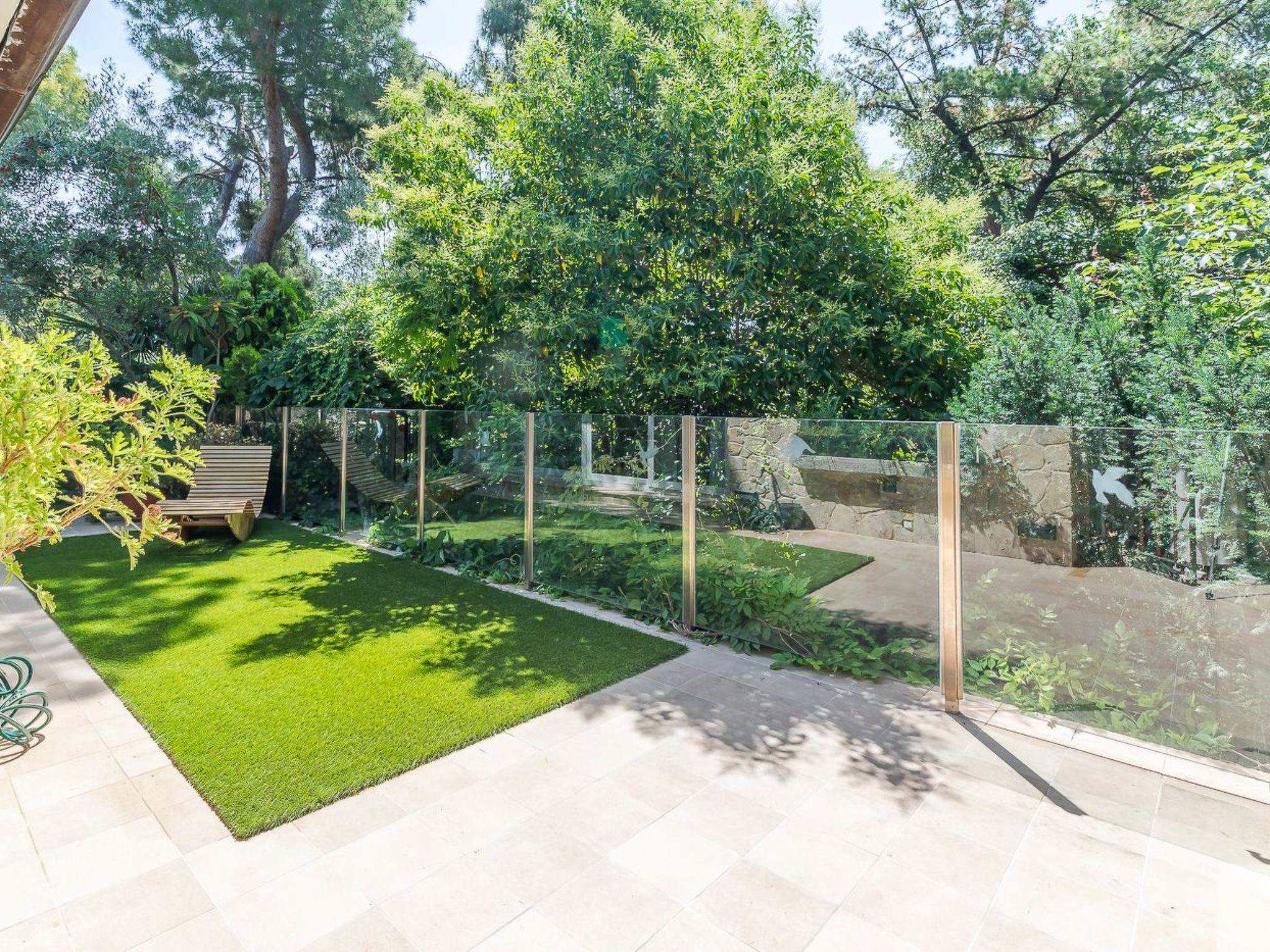 Photo of 5-Suiten Madrid Villa Oasis, Schwimmbad-Spa, Fitnessraum, Club